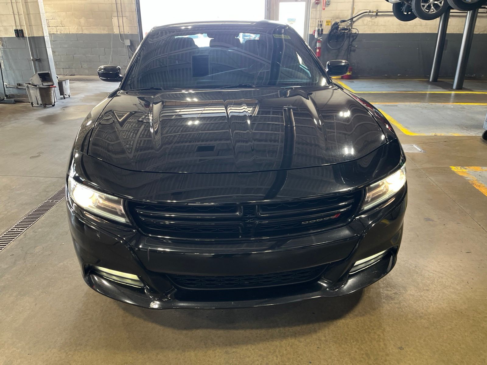 Thumbnail: 2018 Dodge Charger - 26