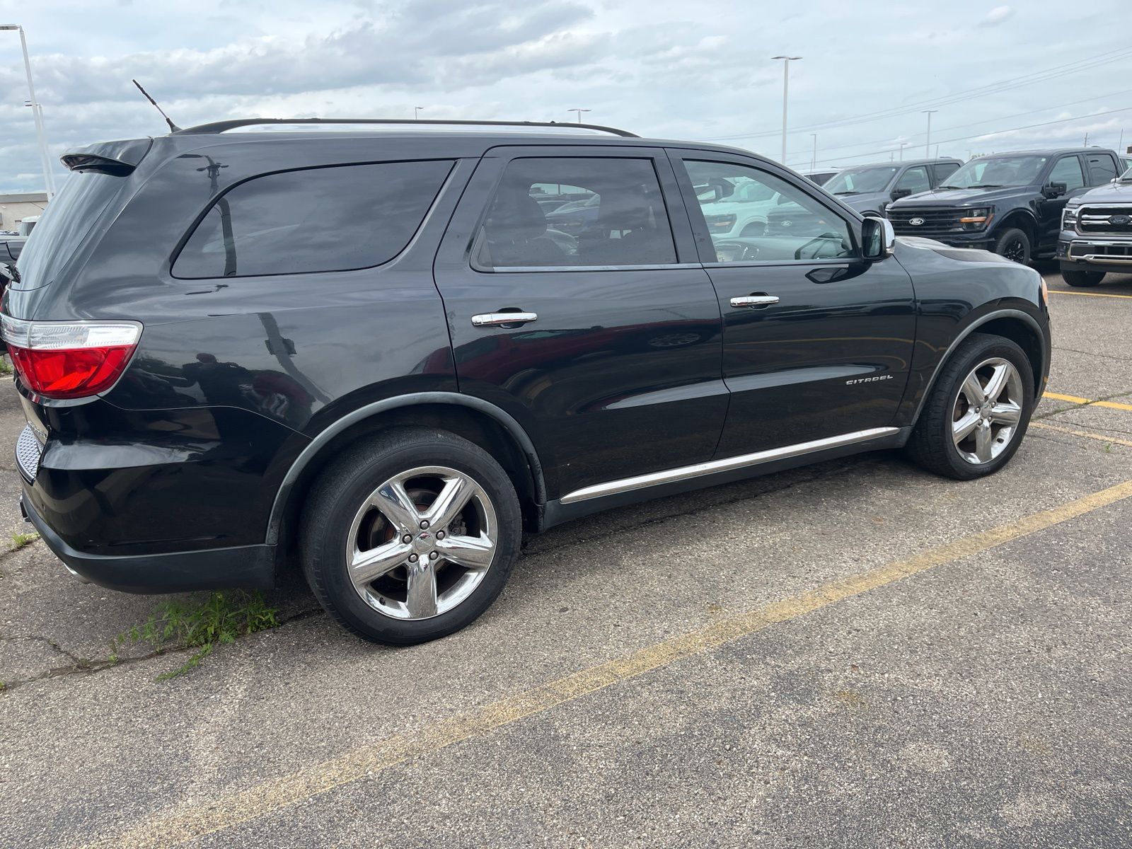 Thumbnail: 2011 Dodge Durango - 13