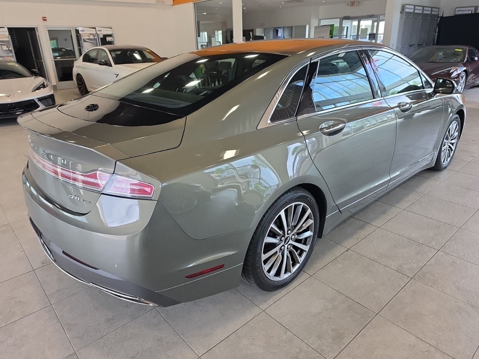 Thumbnail: 2017 Lincoln MKZ - 7