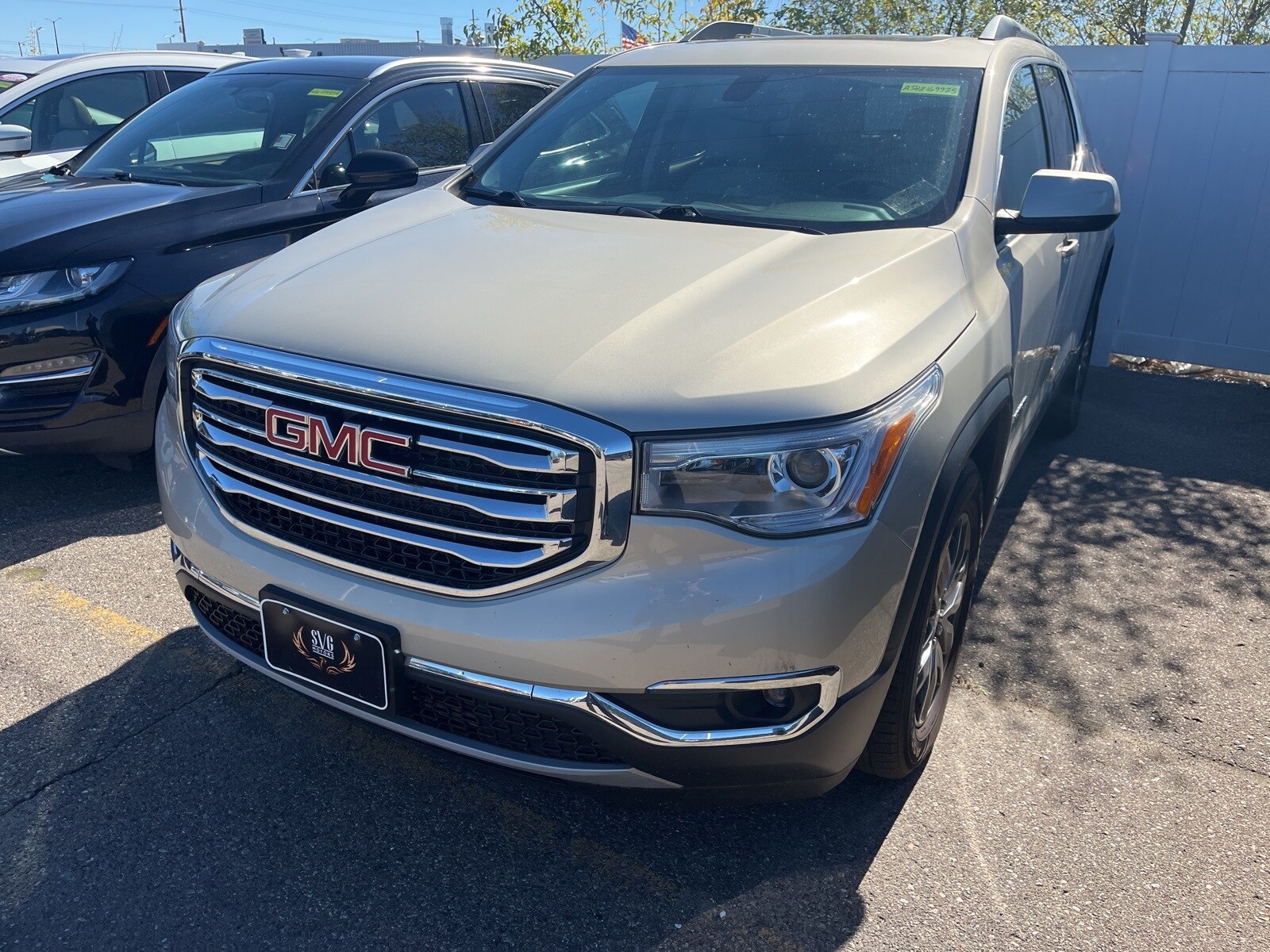 2017 Gmc Acadia SLT photo 3