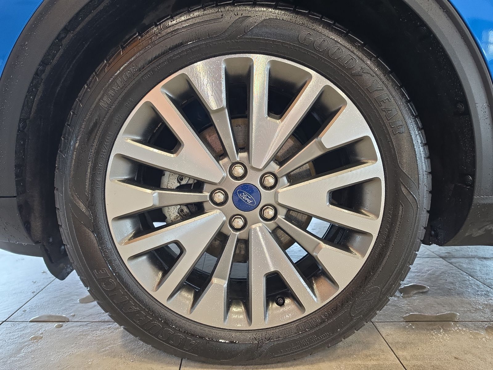 Thumbnail: 2021 Ford Escape - 10