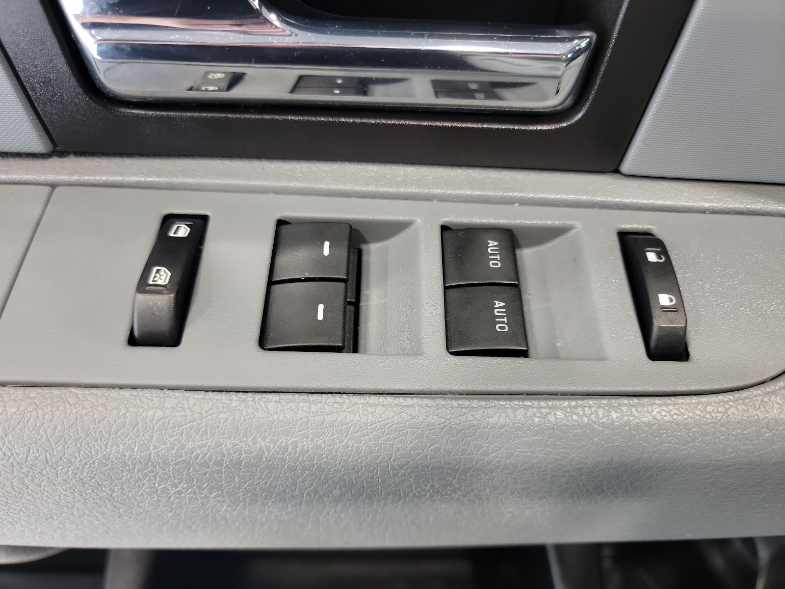 Thumbnail: 2014 Ford F-150 - 17