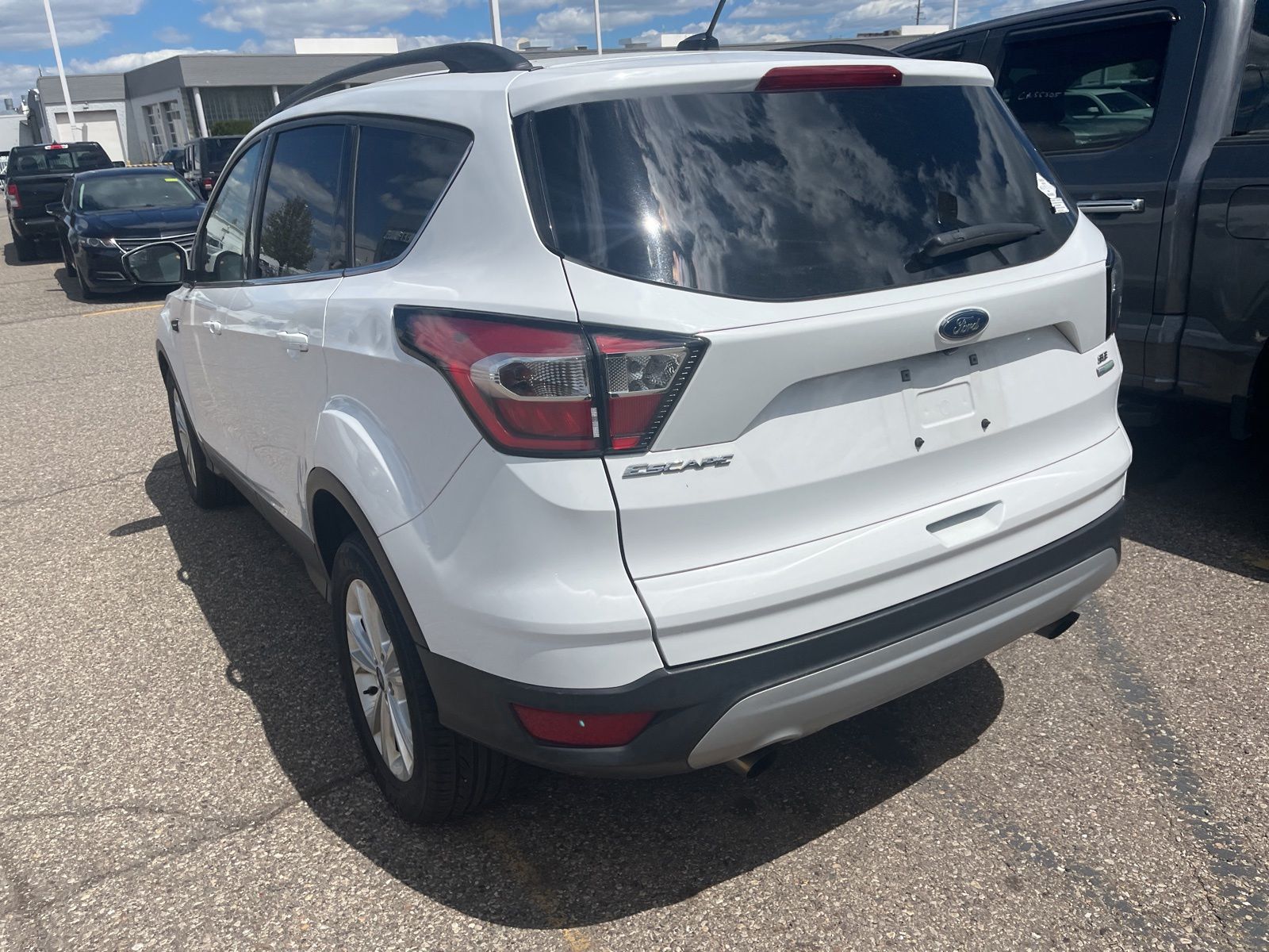 Thumbnail: 2018 Ford Escape - 10