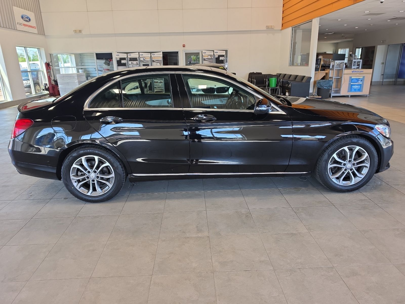 Thumbnail: 2016 Mercedes-Benz C-Class - 6