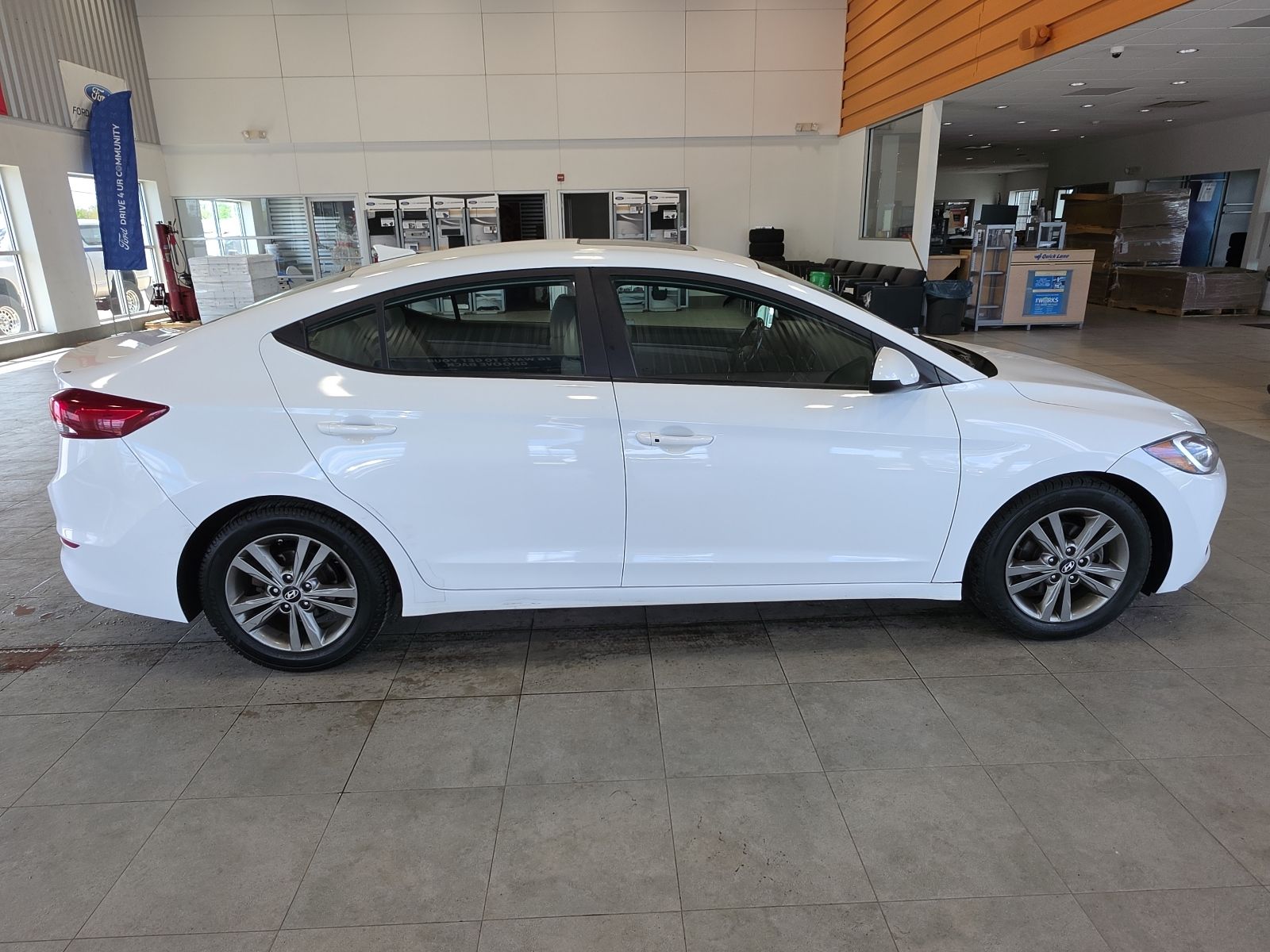 Thumbnail: 2018 Hyundai Elantra - 6