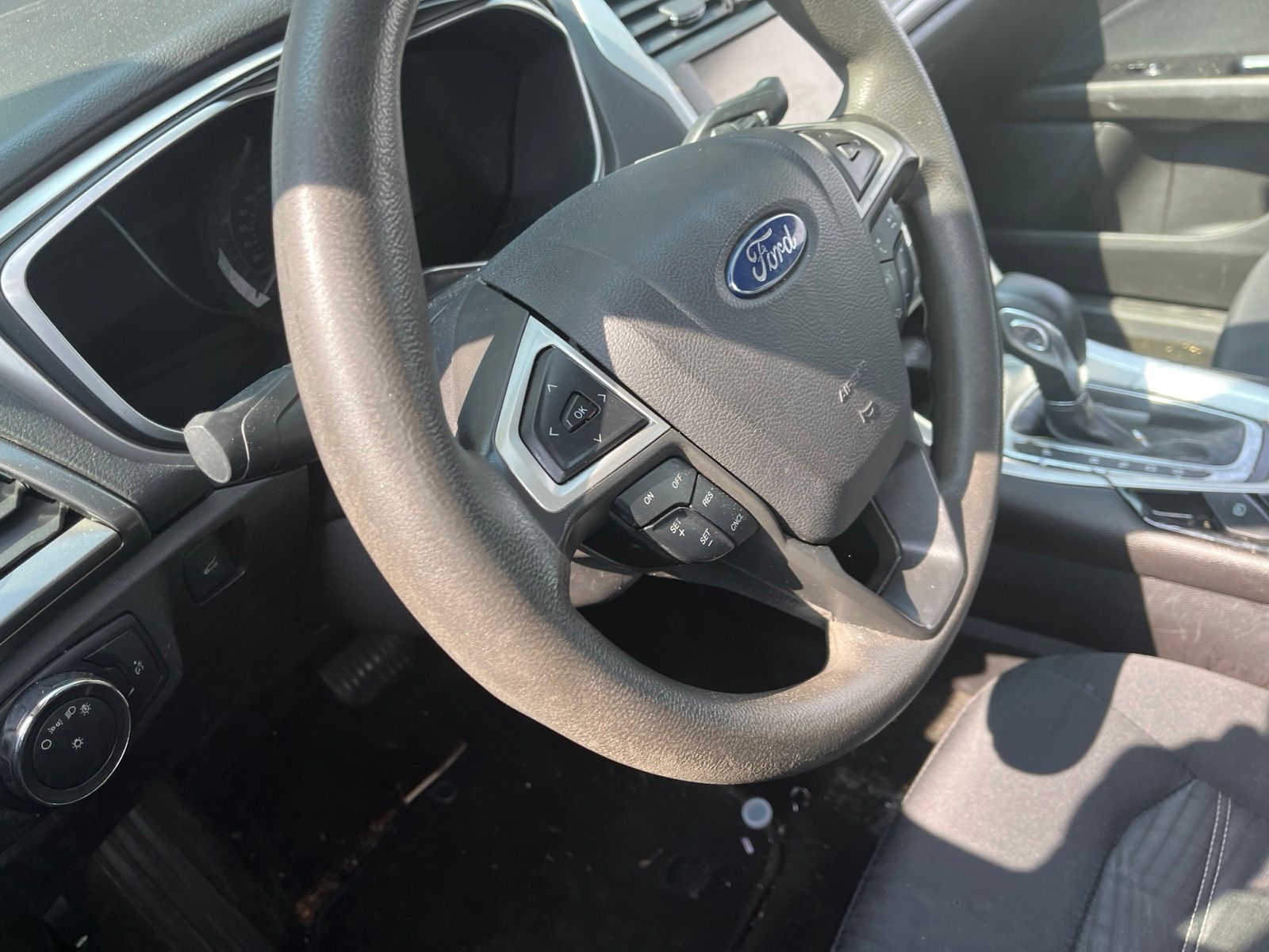 Thumbnail: 2016 Ford Fusion - 28