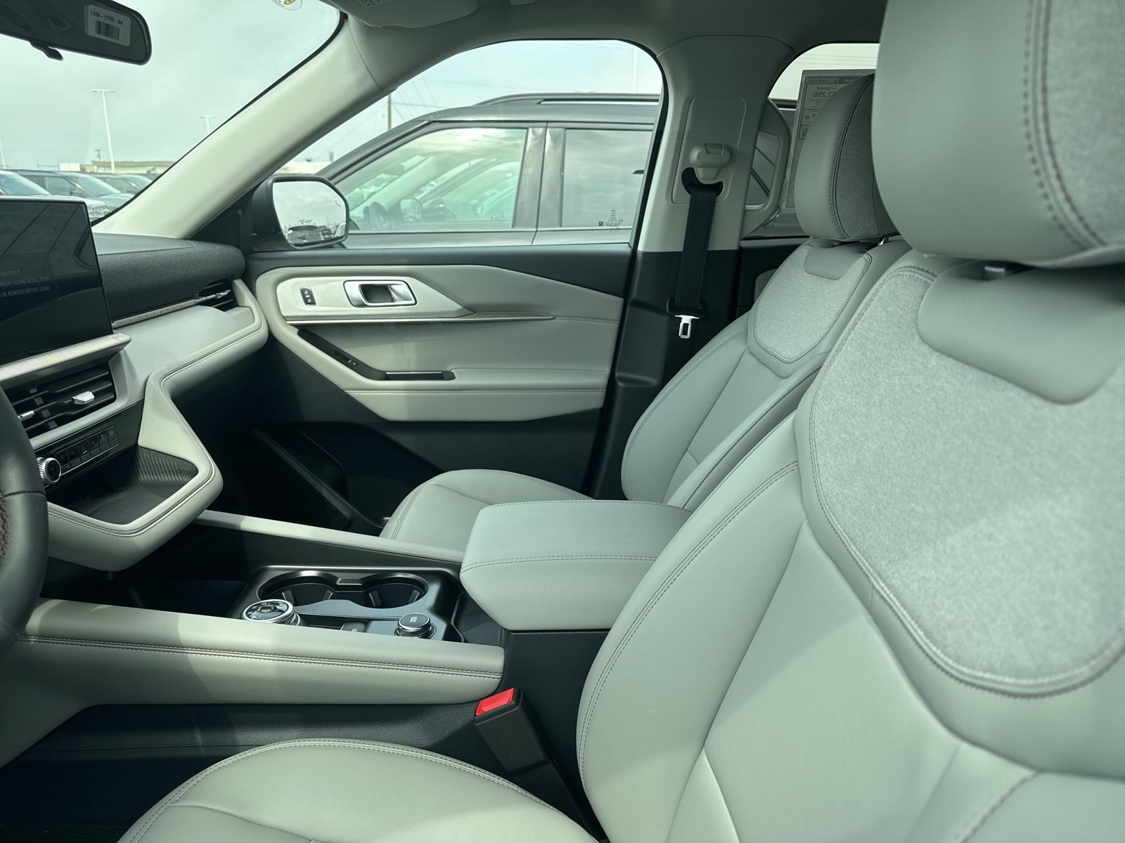 Thumbnail: 2026 Ford Explorer - 29