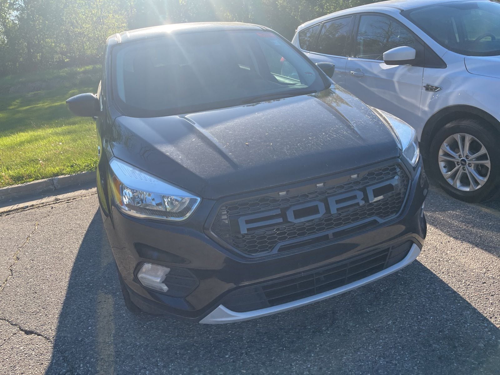 Thumbnail: 2019 Ford Escape - 18
