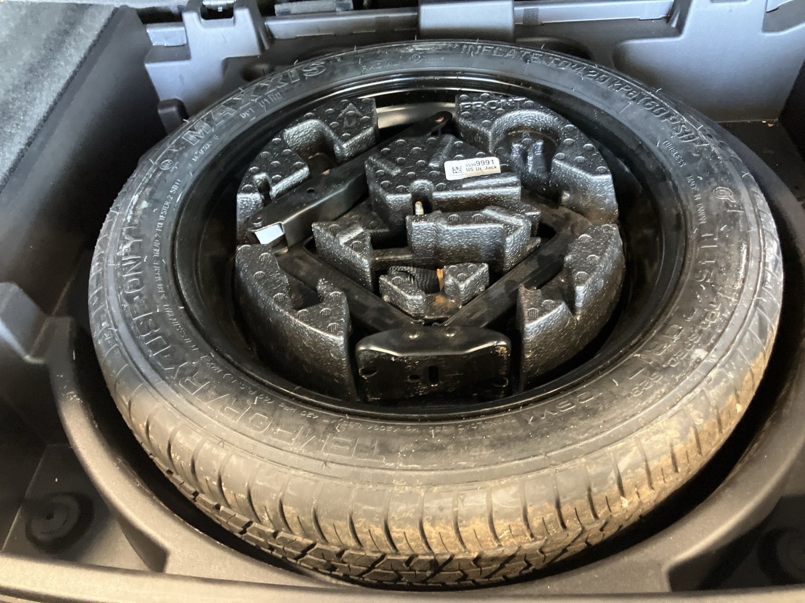 Thumbnail: 2019 Cadillac XT4 - 31