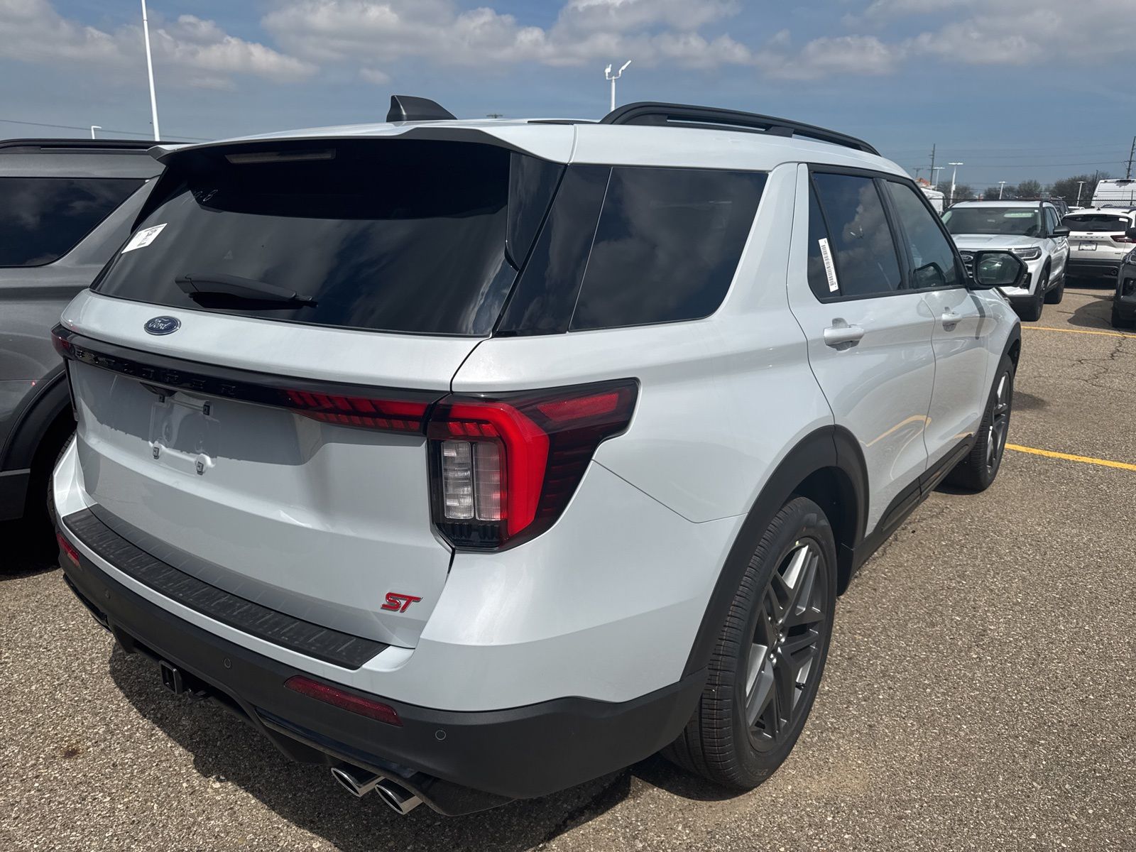 Thumbnail: 2026 Ford Explorer - 24