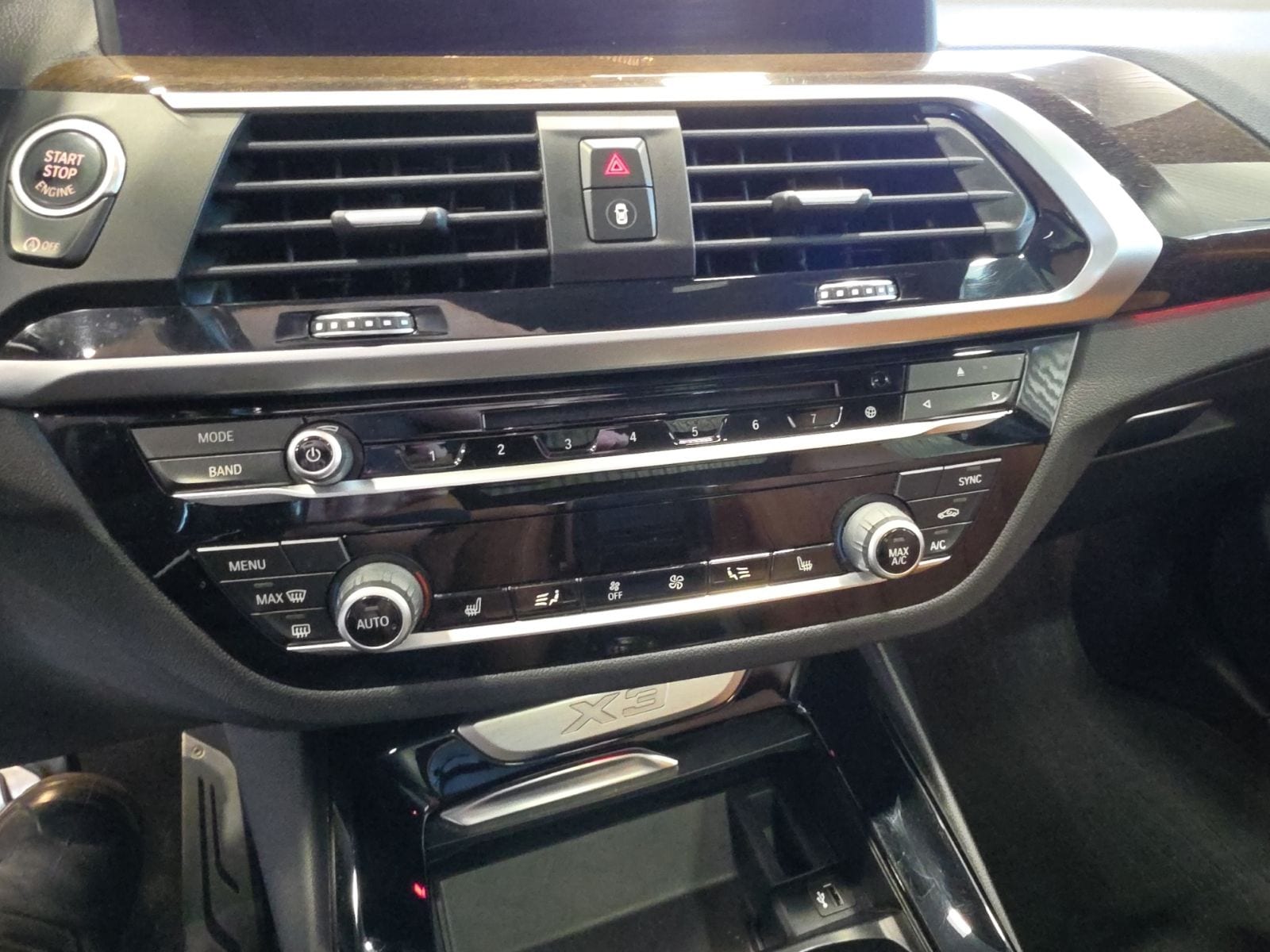 Thumbnail: 2018 BMW X3 - 25