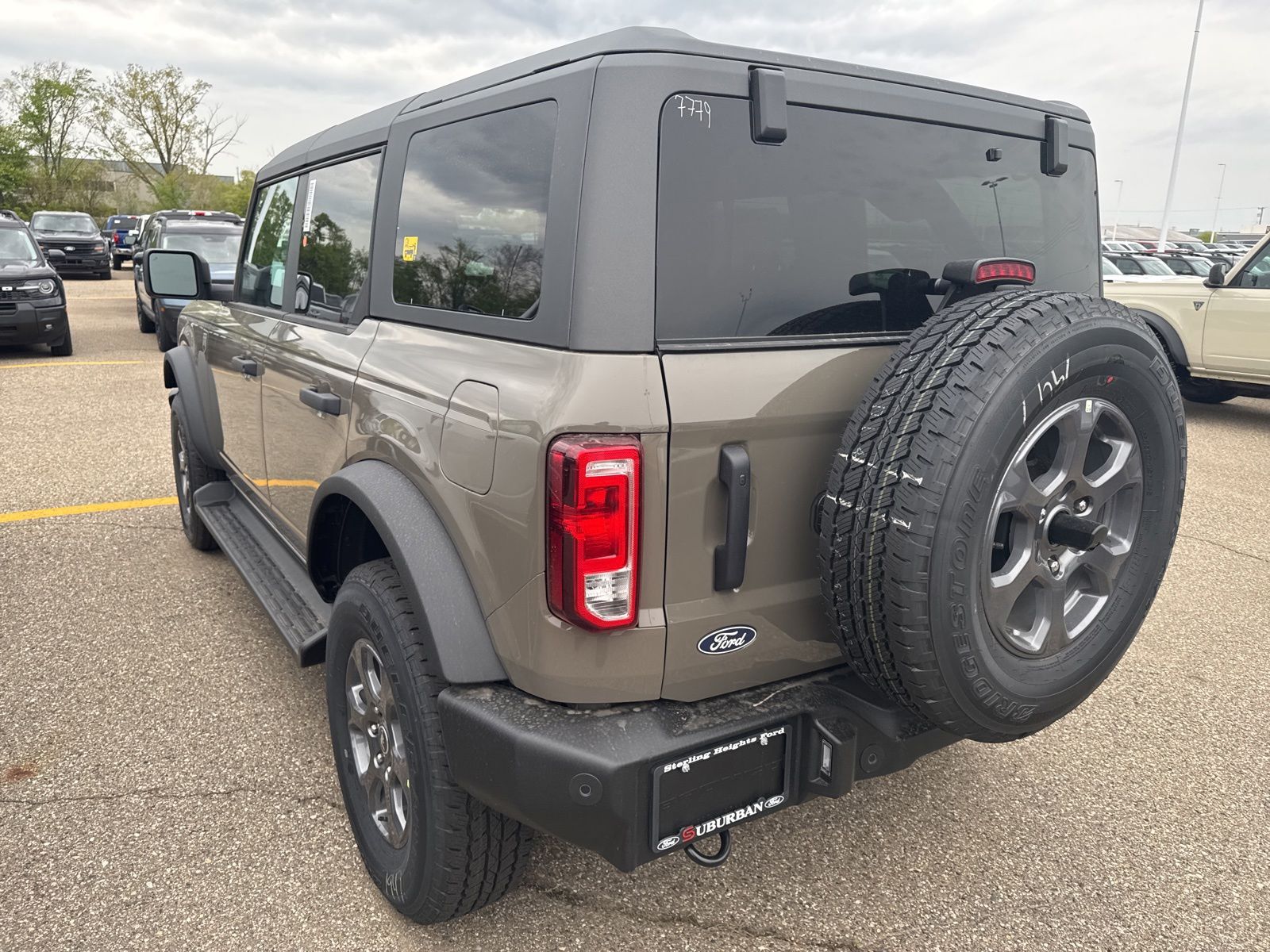 Thumbnail: 2026 Ford Bronco - 17