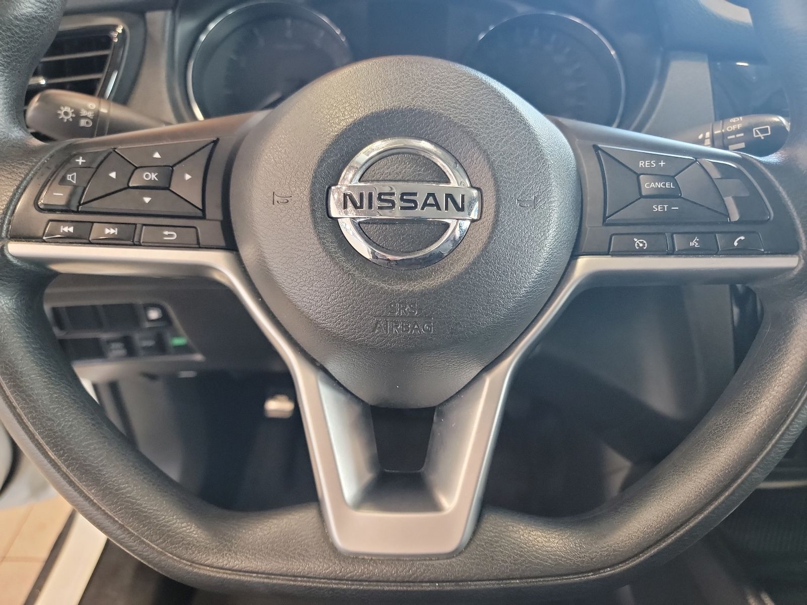 Thumbnail: 2019 Nissan Rogue - 19
