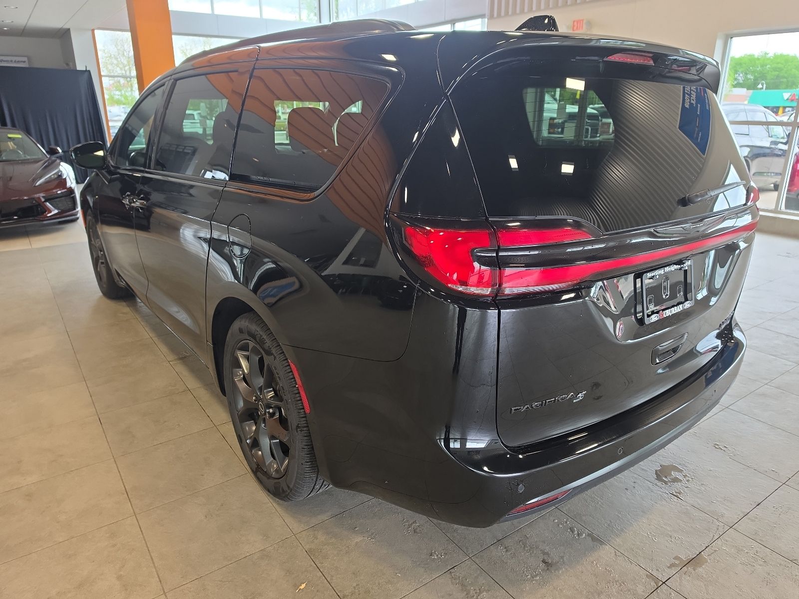 Thumbnail: 2026 Chrysler Pacifica - 15