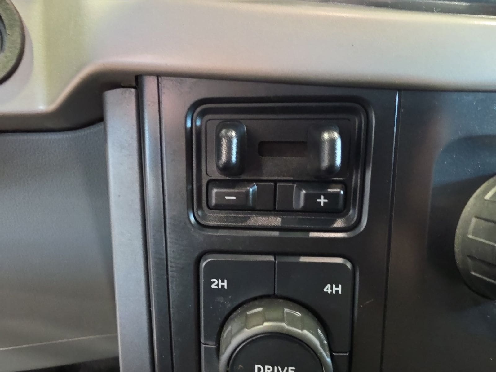 Thumbnail: 2021 Ford F-150 - 21