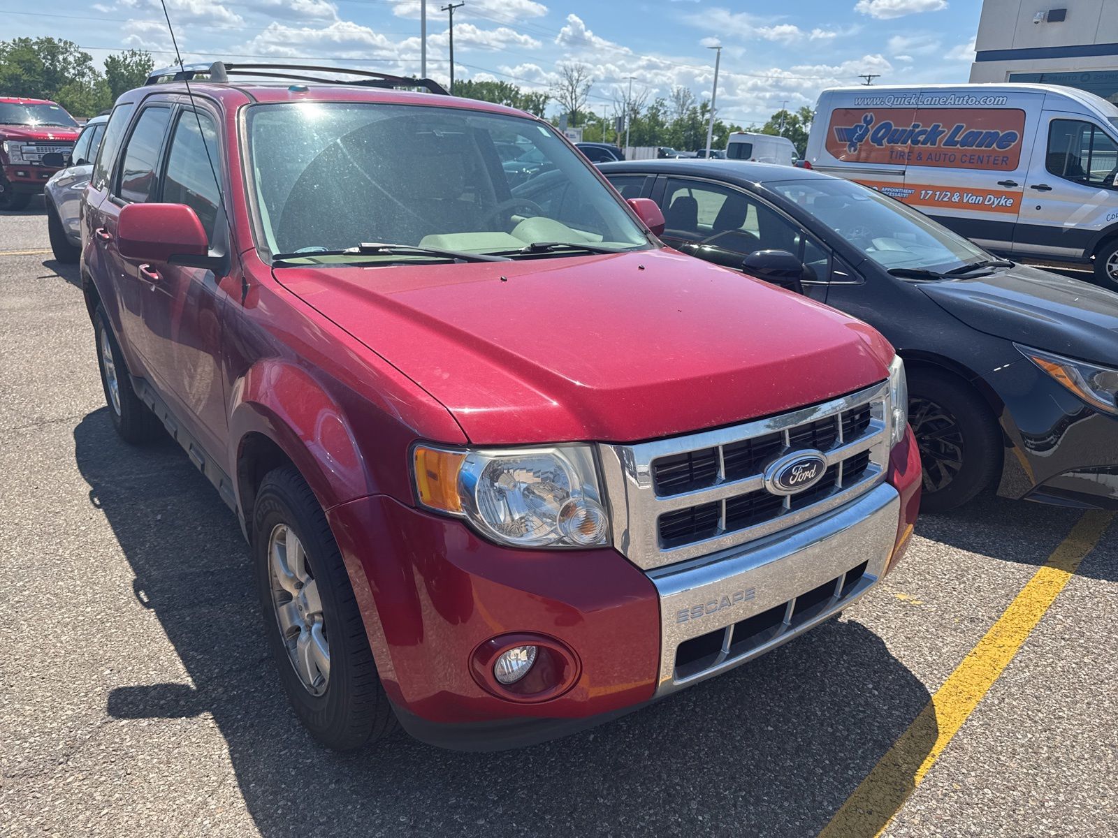 Thumbnail: 2011 Ford Escape - 22