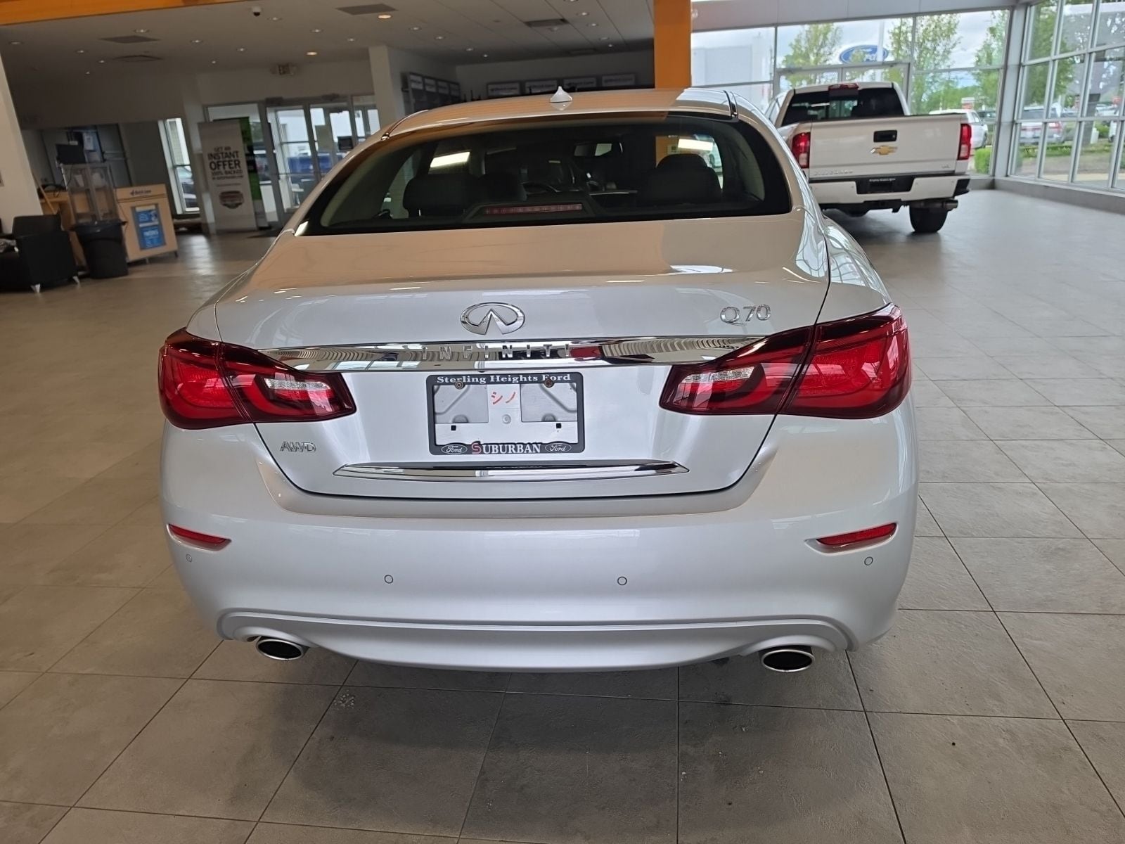 Thumbnail: 2019 INFINITI Q70 - 9