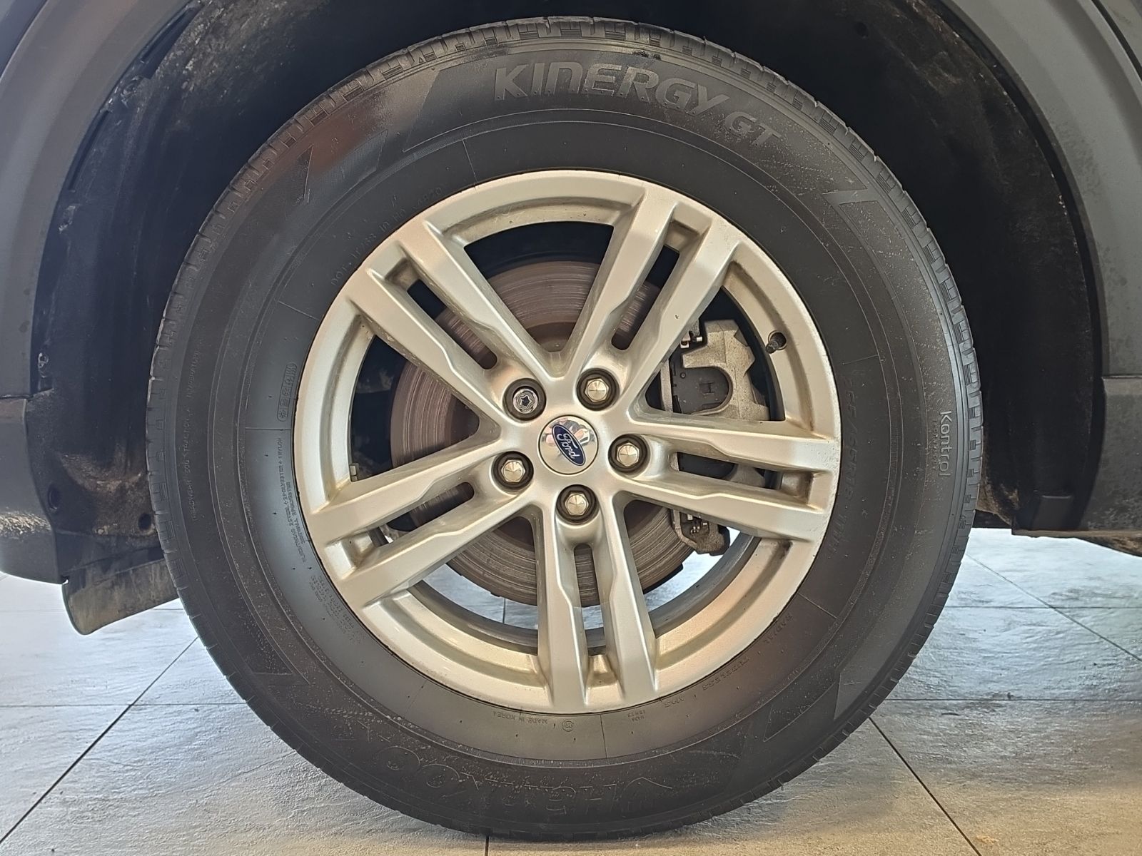 Thumbnail: 2021 Ford Explorer - 13
