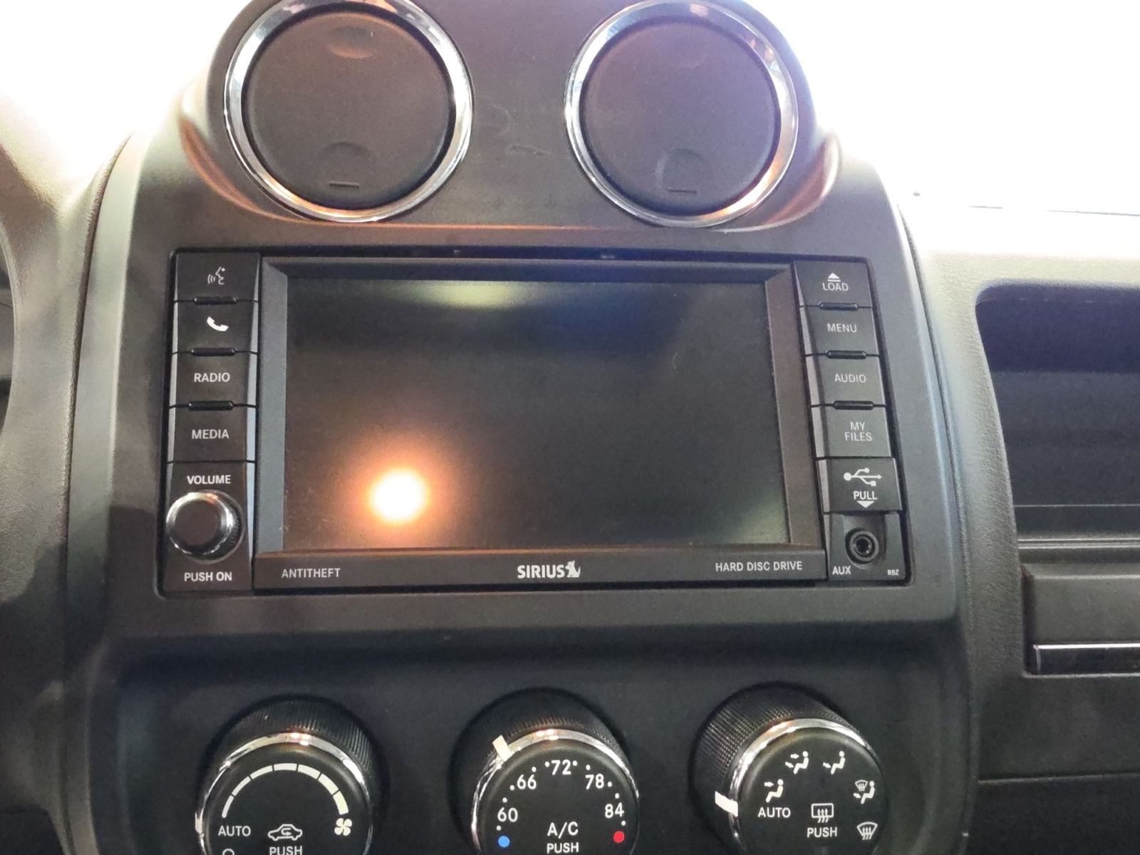 Thumbnail: 2017 Jeep Patriot - 23