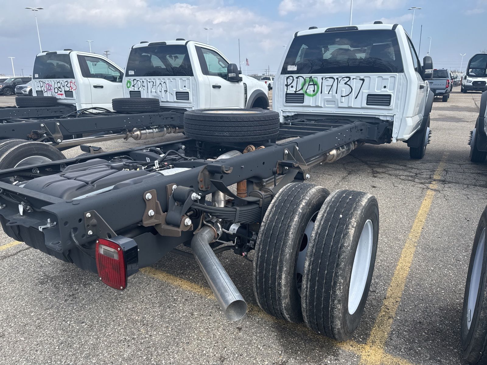 Thumbnail: 2023 Ford F-450 - 26