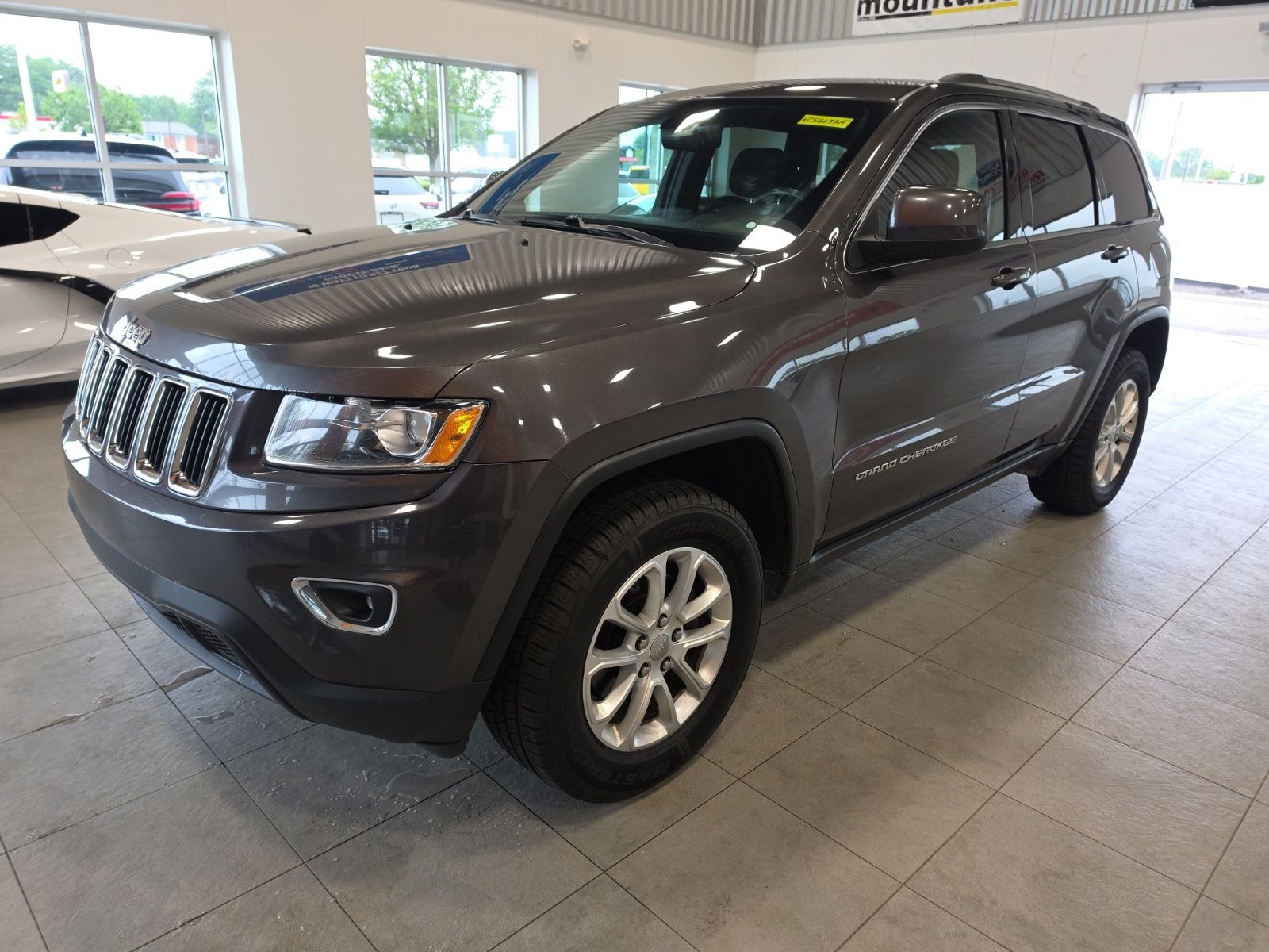 Thumbnail: 2014 Jeep Grand Cherokee - 1