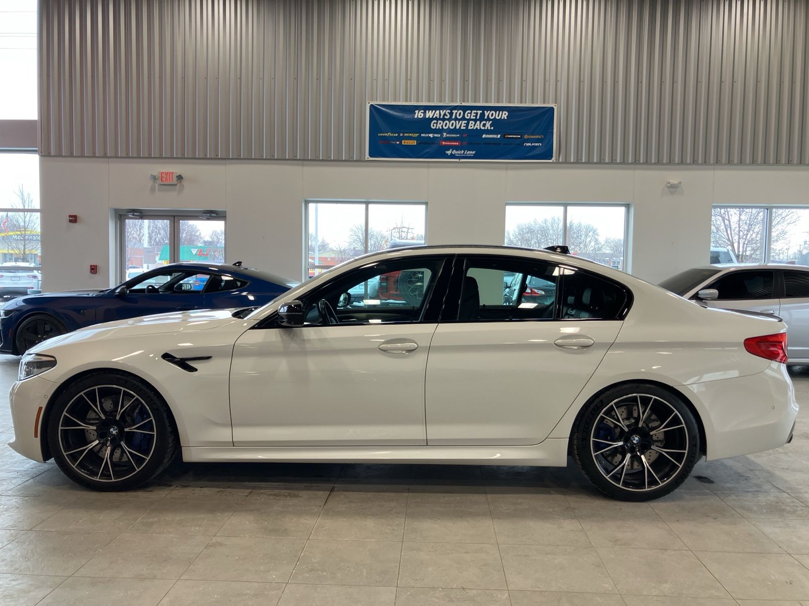 Thumbnail: 2019 BMW M5 - 8