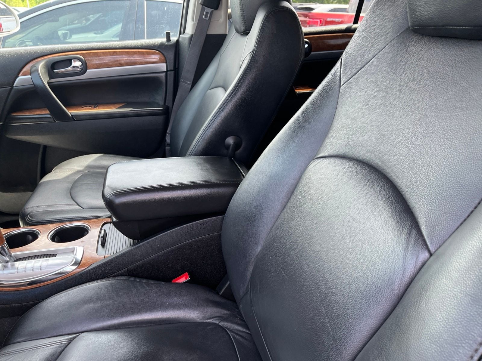 Thumbnail: 2012 Buick Enclave - 21