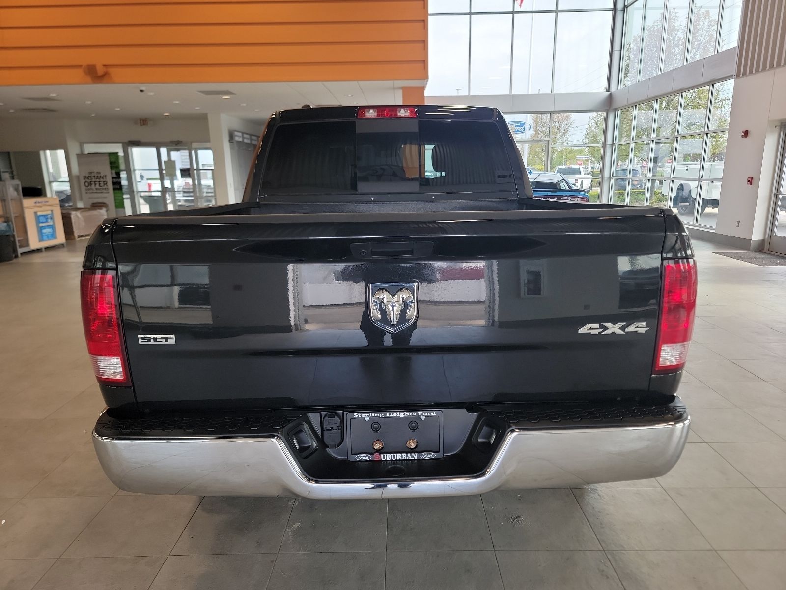 Thumbnail: 2019 RAM 1500 Classic - 12
