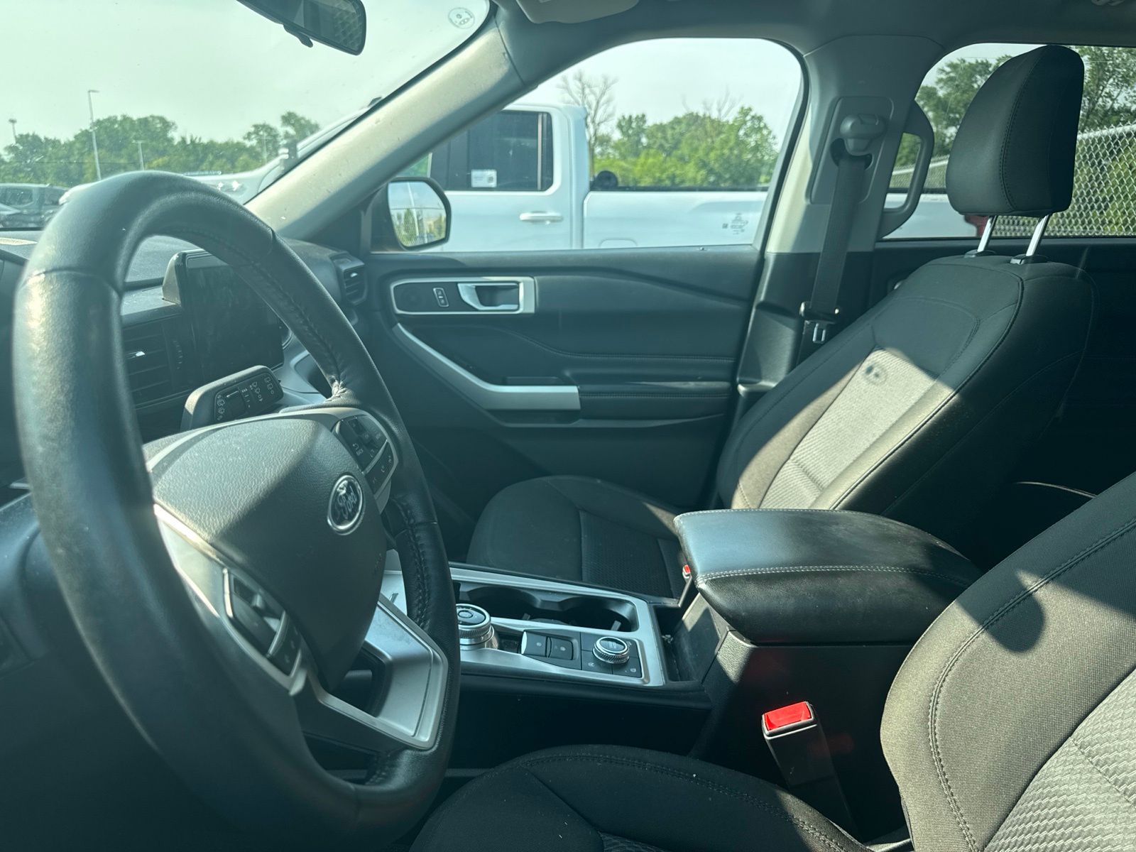 Thumbnail: 2023 Ford Explorer - 32