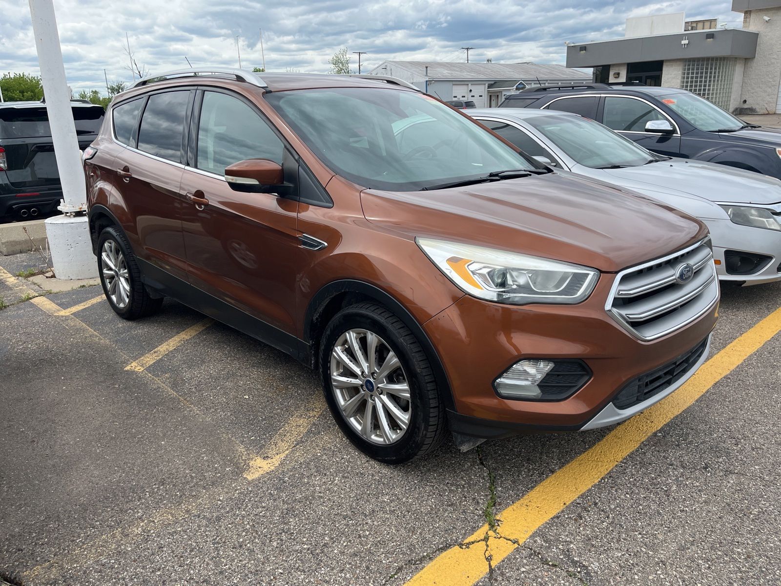 Thumbnail: 2017 Ford Escape - 19