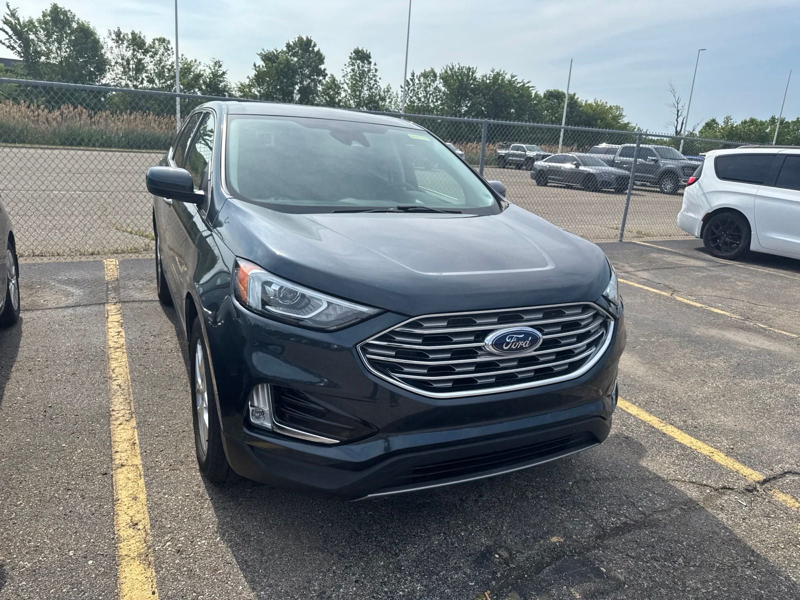 Thumbnail: 2022 Ford Edge - 23
