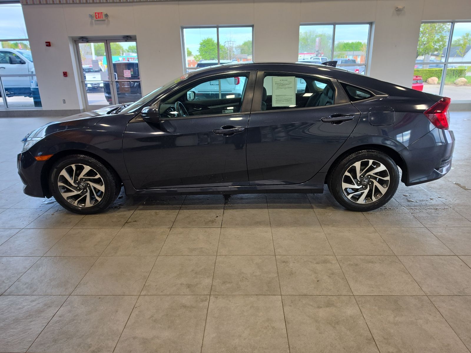 Thumbnail: 2018 Honda Civic - 10