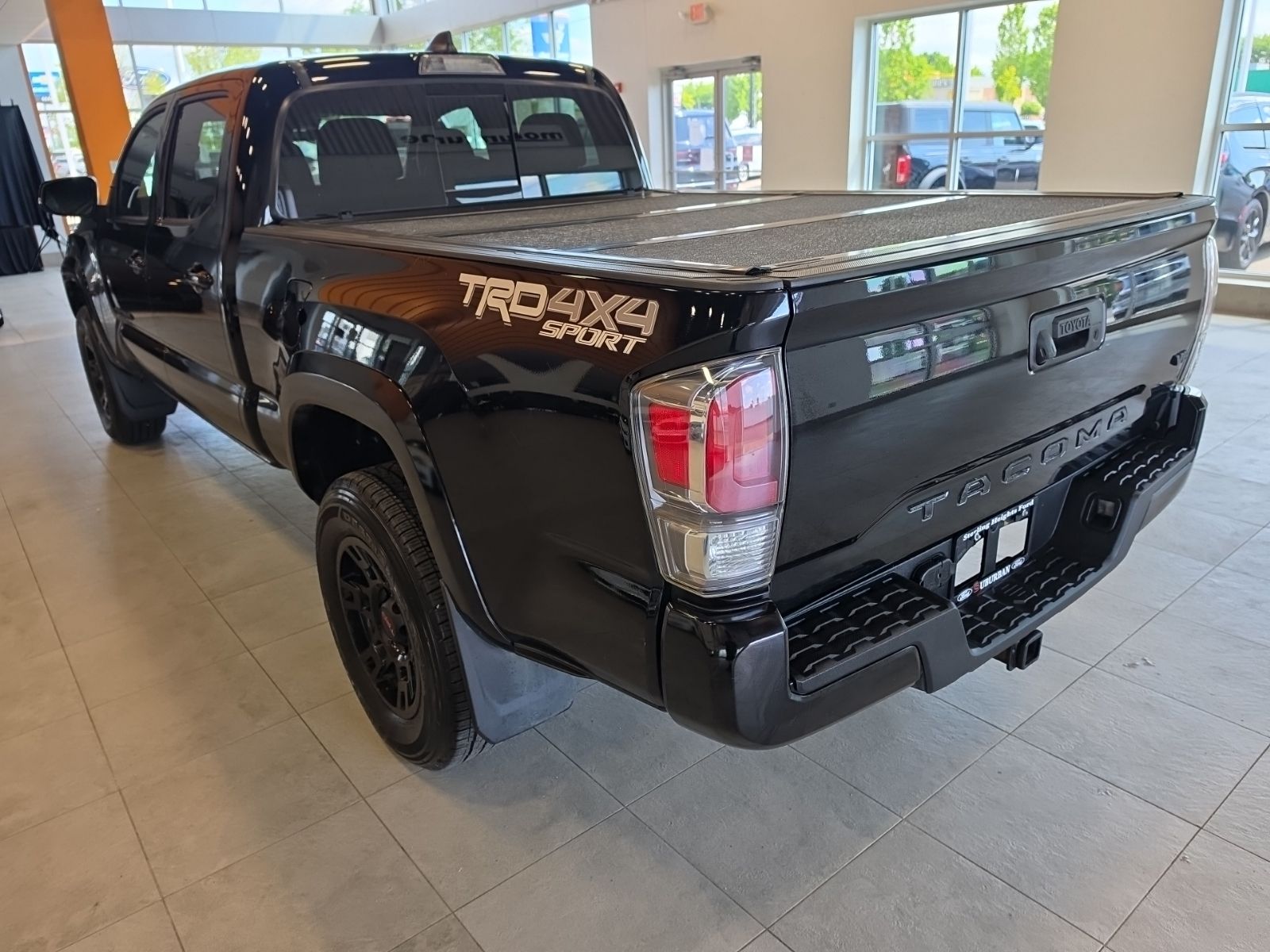 Thumbnail: 2021 Toyota Tacoma - 11