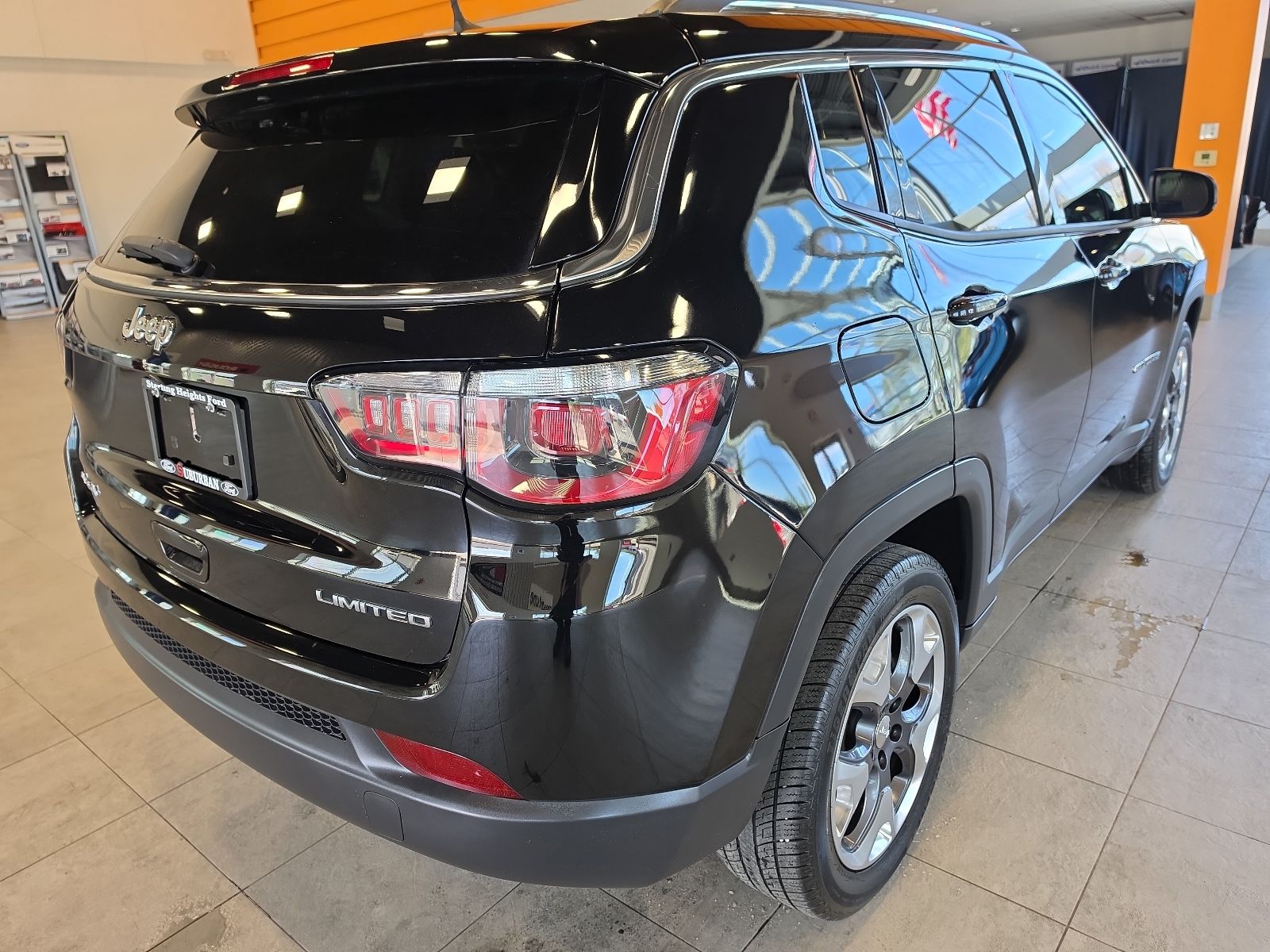 Thumbnail: 2018 Jeep Compass - 8