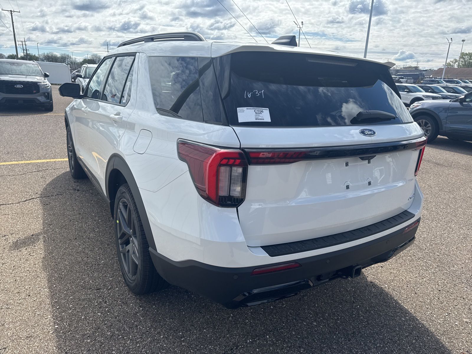 Thumbnail: 2026 Ford Explorer - 12