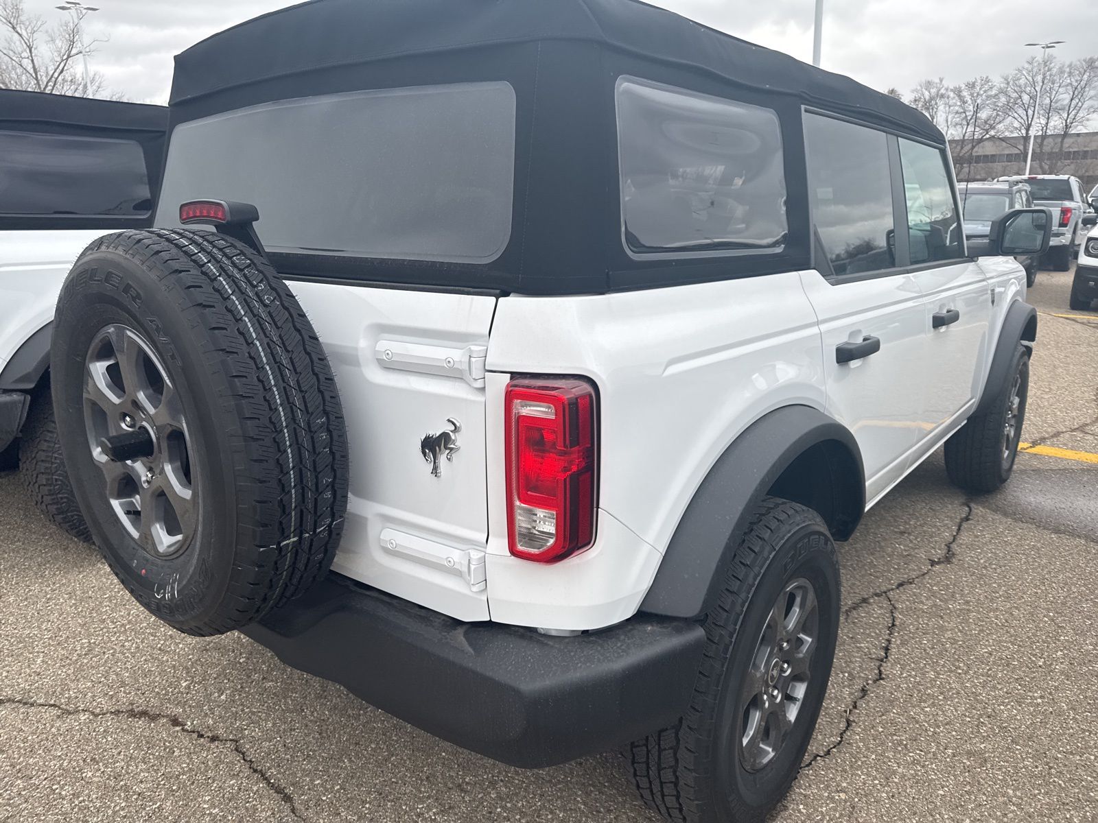 Thumbnail: 2025 Ford Bronco - 11