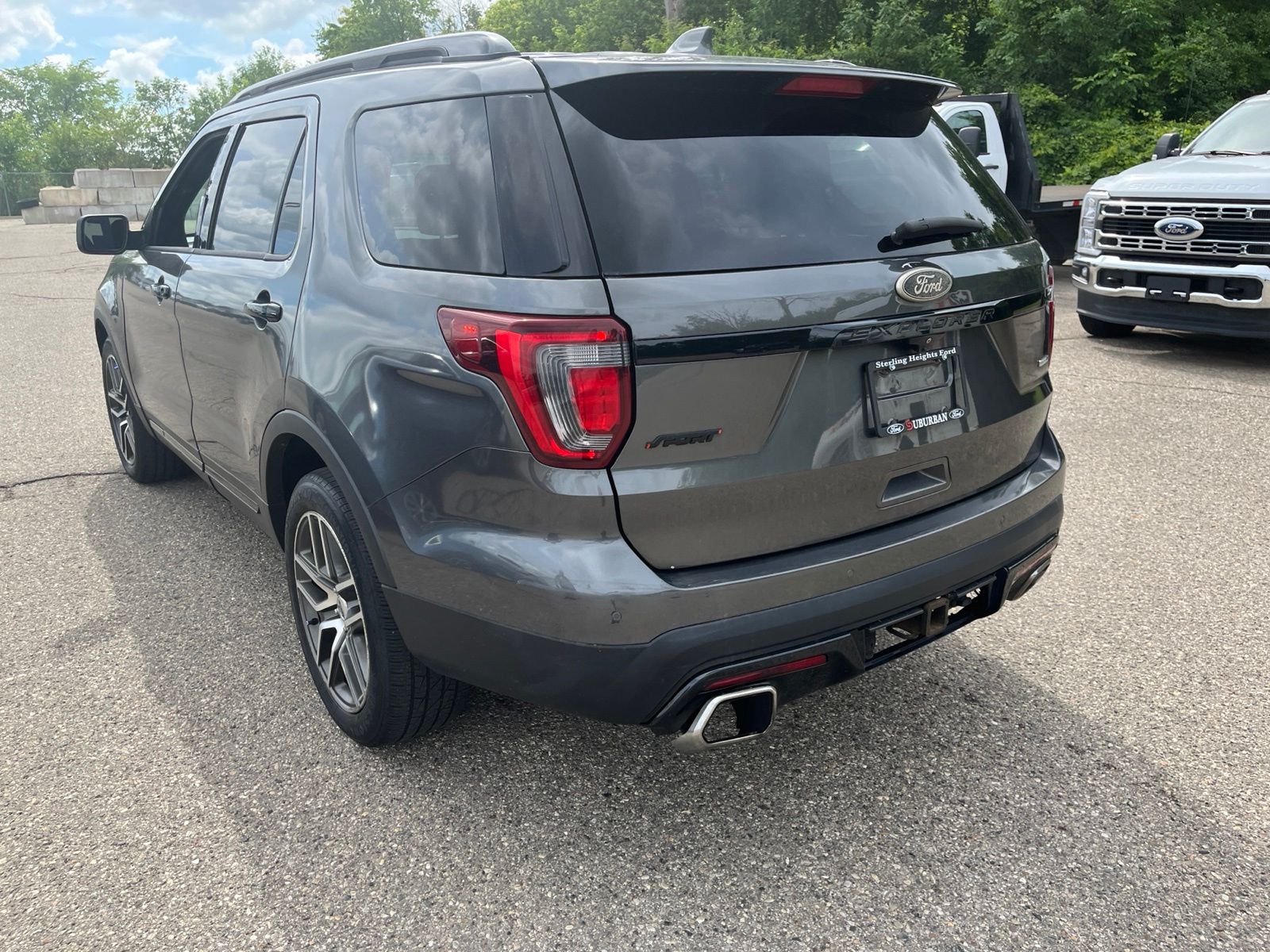 Thumbnail: 2017 Ford Explorer - 12