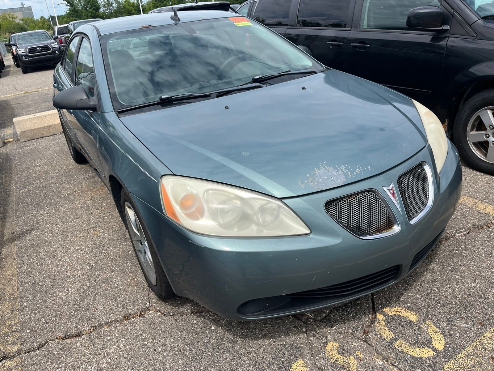 Thumbnail: 2009 Pontiac G6 - 18