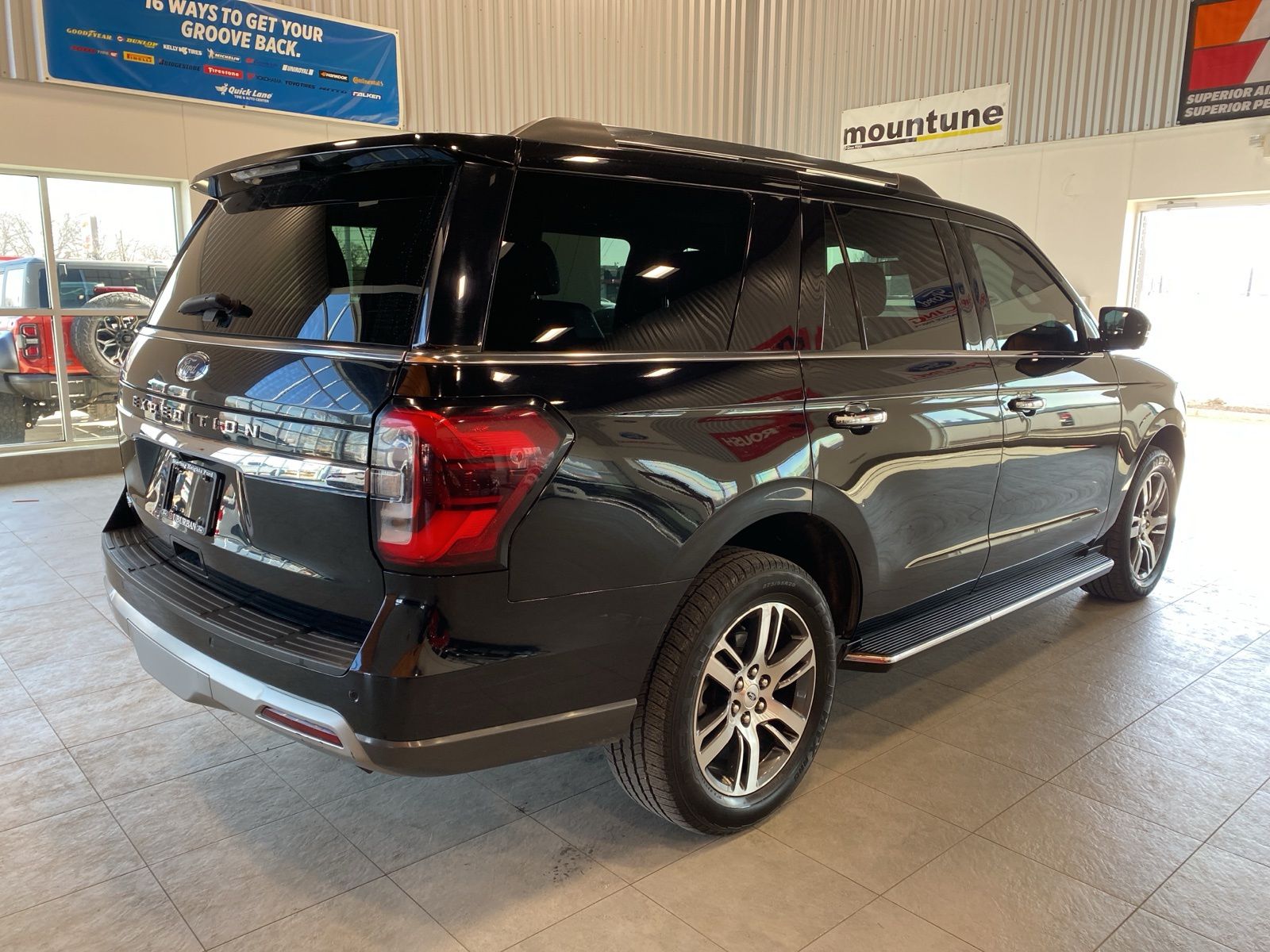Thumbnail: 2022 Ford Expedition - 5