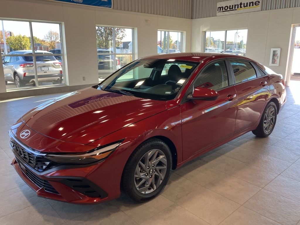 Used 2024 Hyundai Elantra SEL Sedan