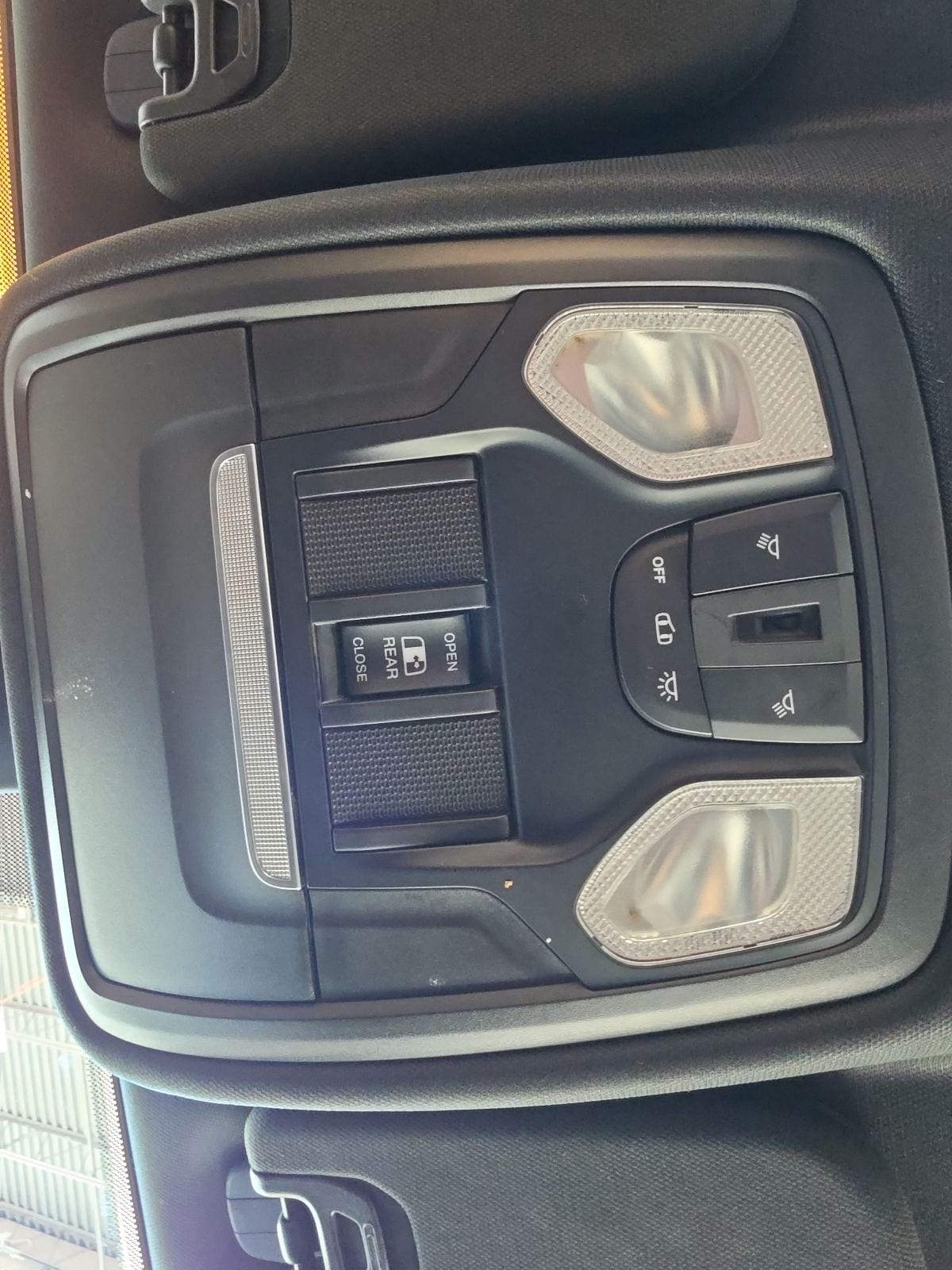 Thumbnail: 2021 RAM 1500 - 27
