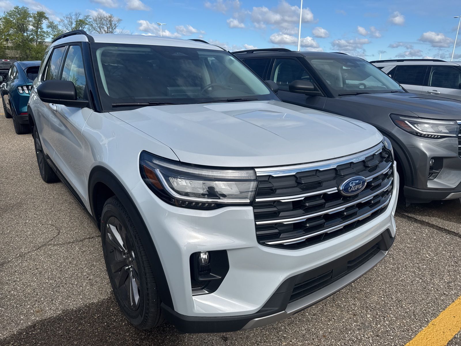Thumbnail: 2026 Ford Explorer - 20