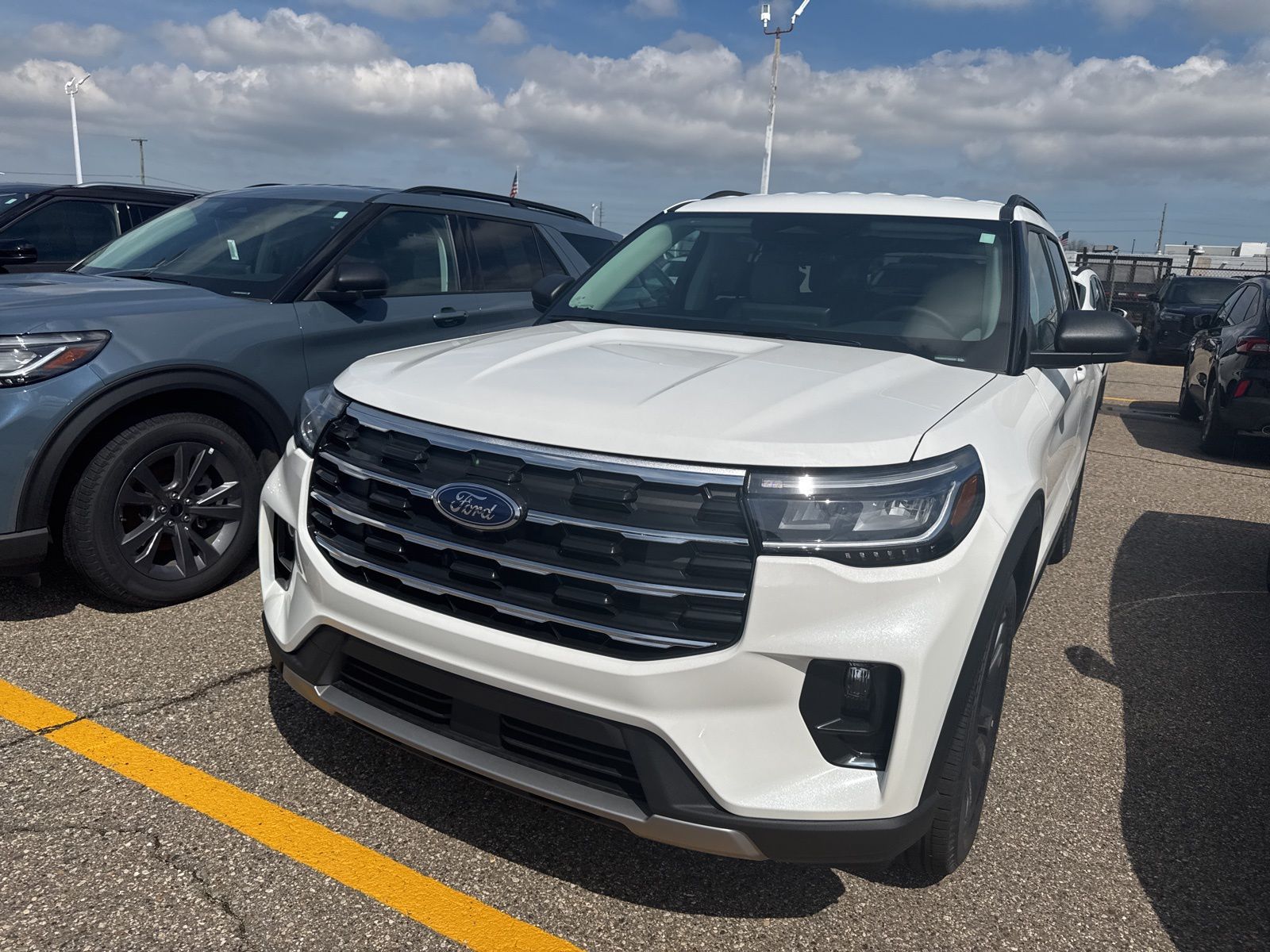 Thumbnail: 2026 Ford Explorer - 3