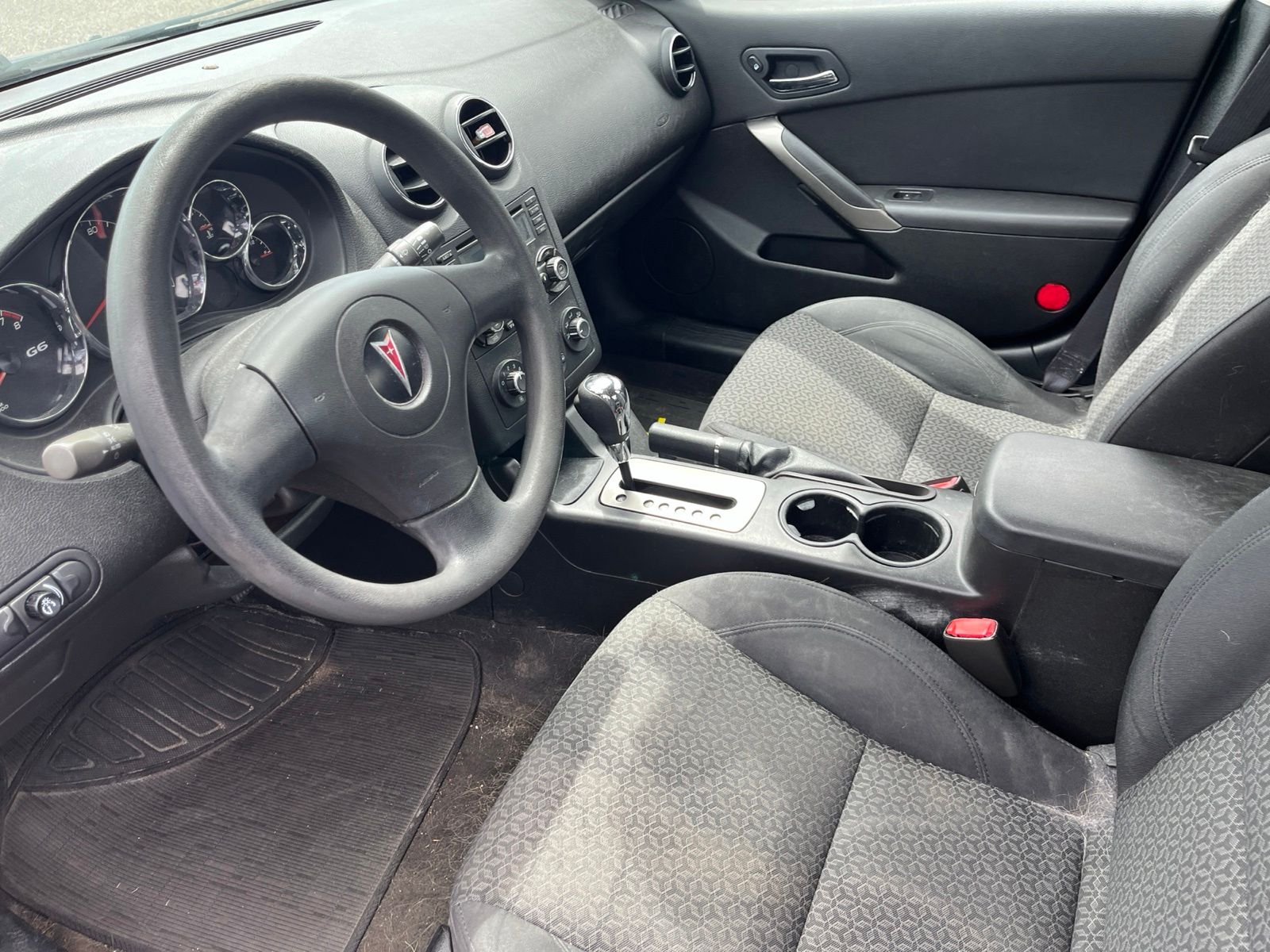 Thumbnail: 2009 Pontiac G6 - 23