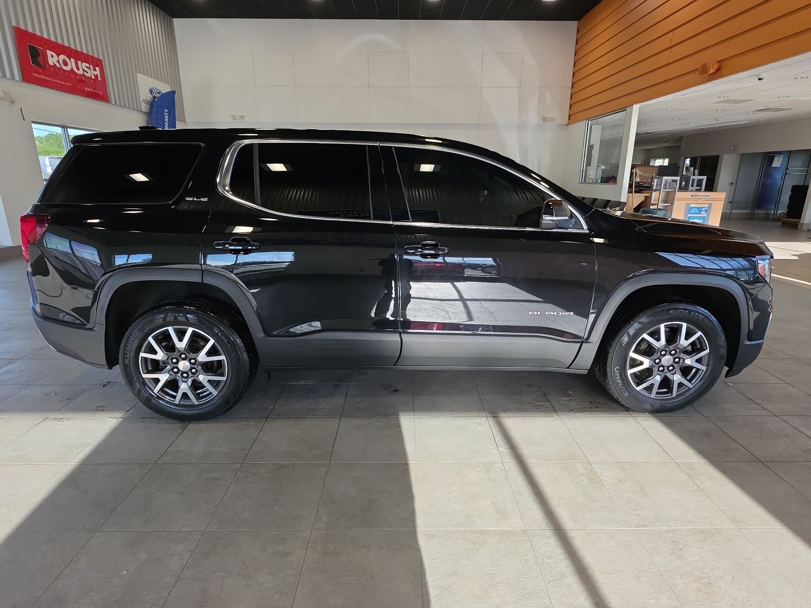 Thumbnail: 2021 GMC Acadia - 6