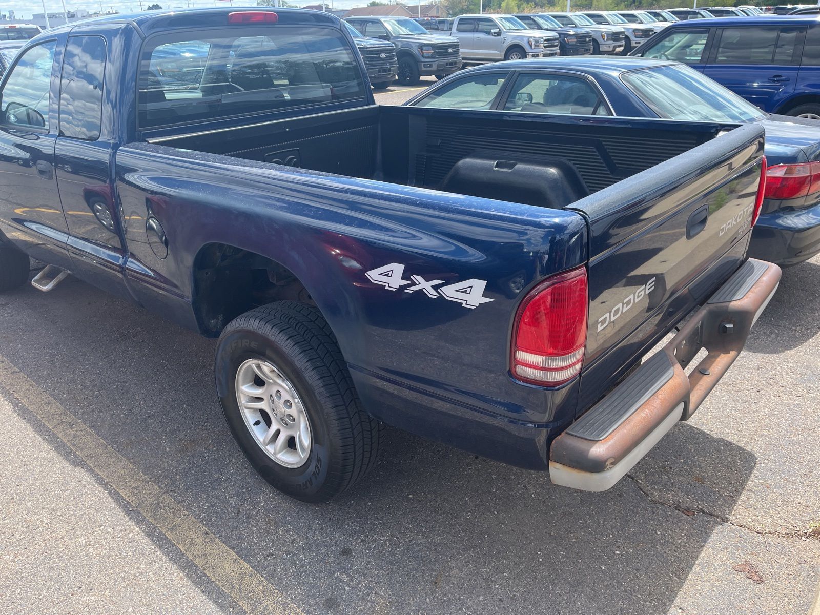 Thumbnail: 2004 Dodge Dakota - 9