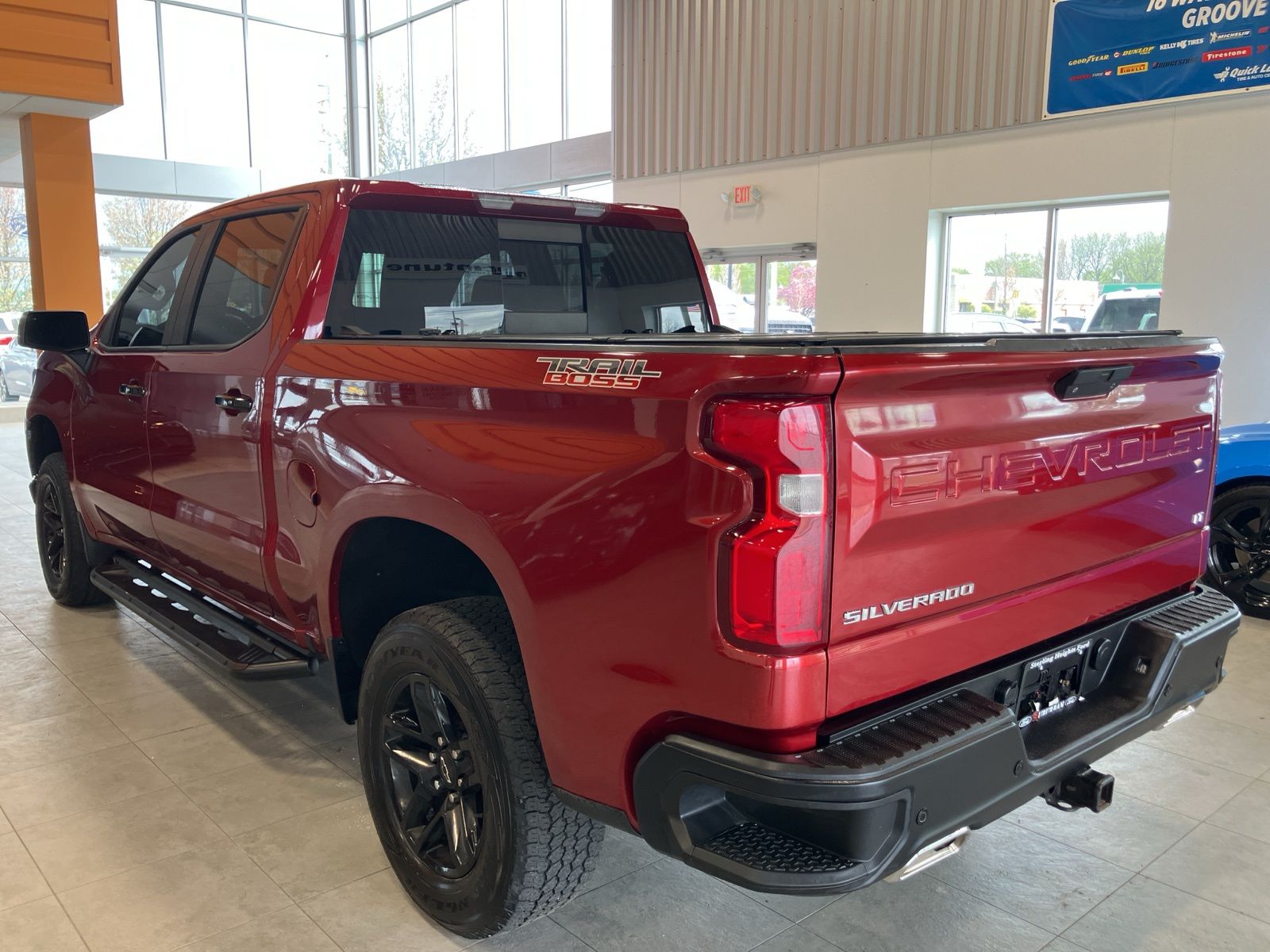 Thumbnail: 2019 Chevrolet Silverado 1500 - 7