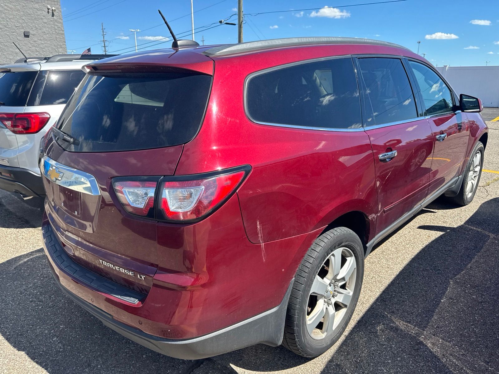 Thumbnail: 2016 Chevrolet Traverse - 28