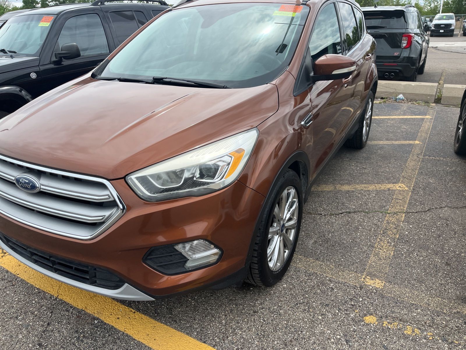 Thumbnail: 2017 Ford Escape - 4