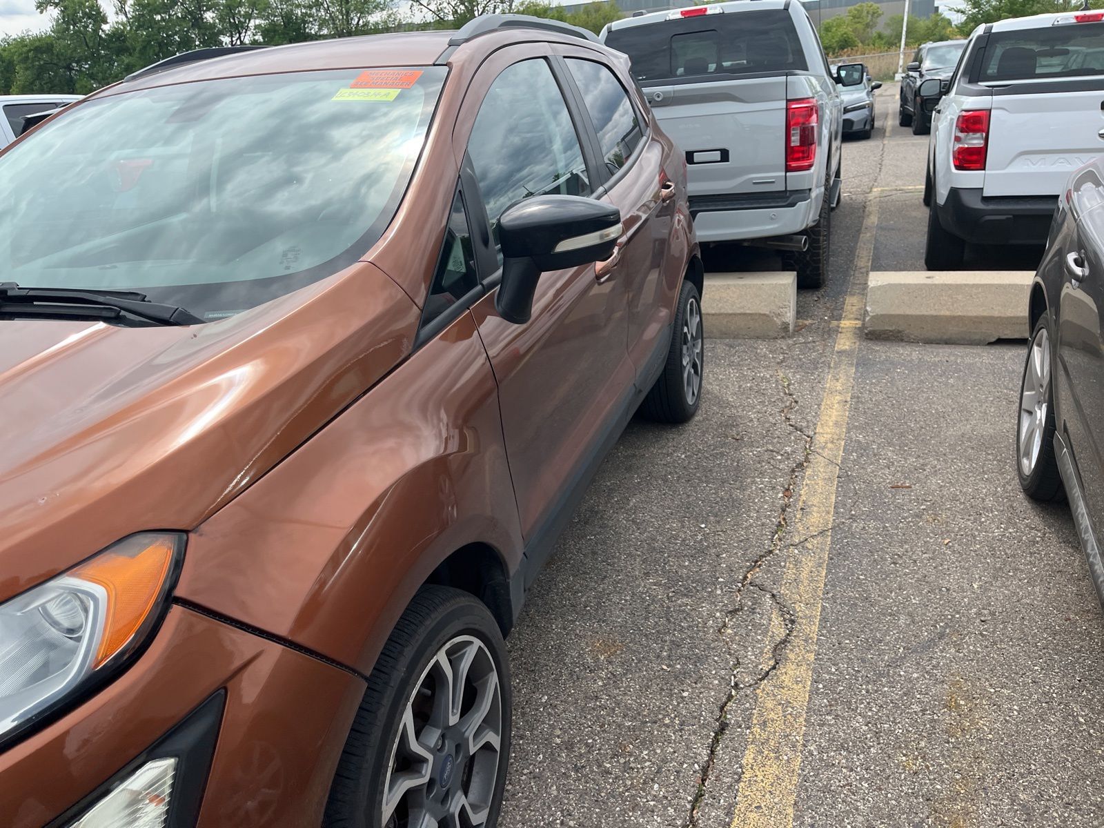 Thumbnail: 2020 Ford EcoSport - 6